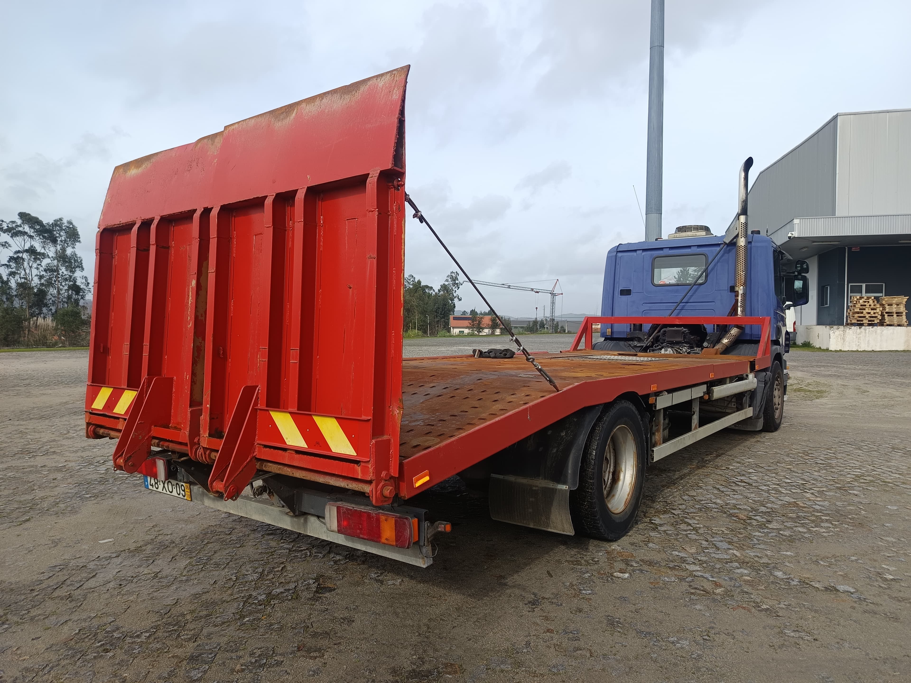 Scania P 230 B4 X2 · Ano 2005 — imagen 8