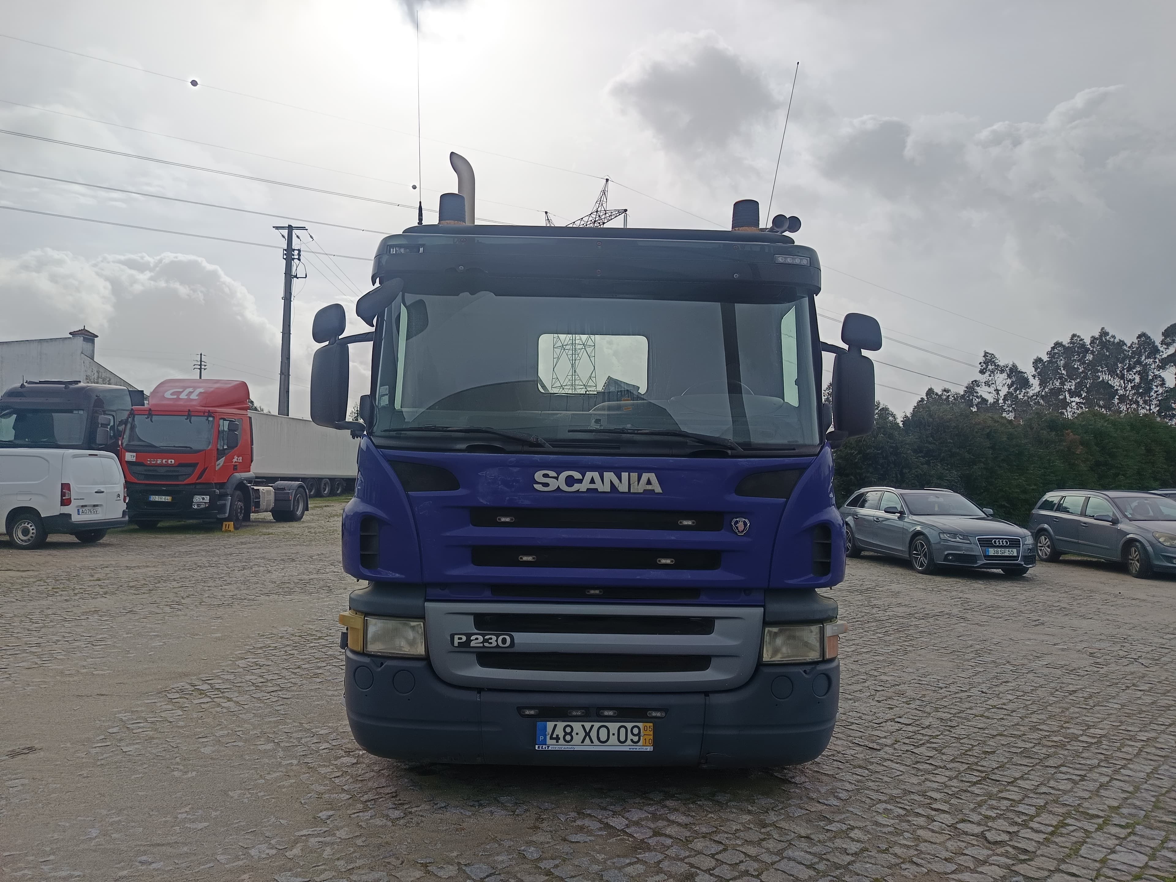 Scania P 230 B4 X2 · Ano 2005 — imagen 2