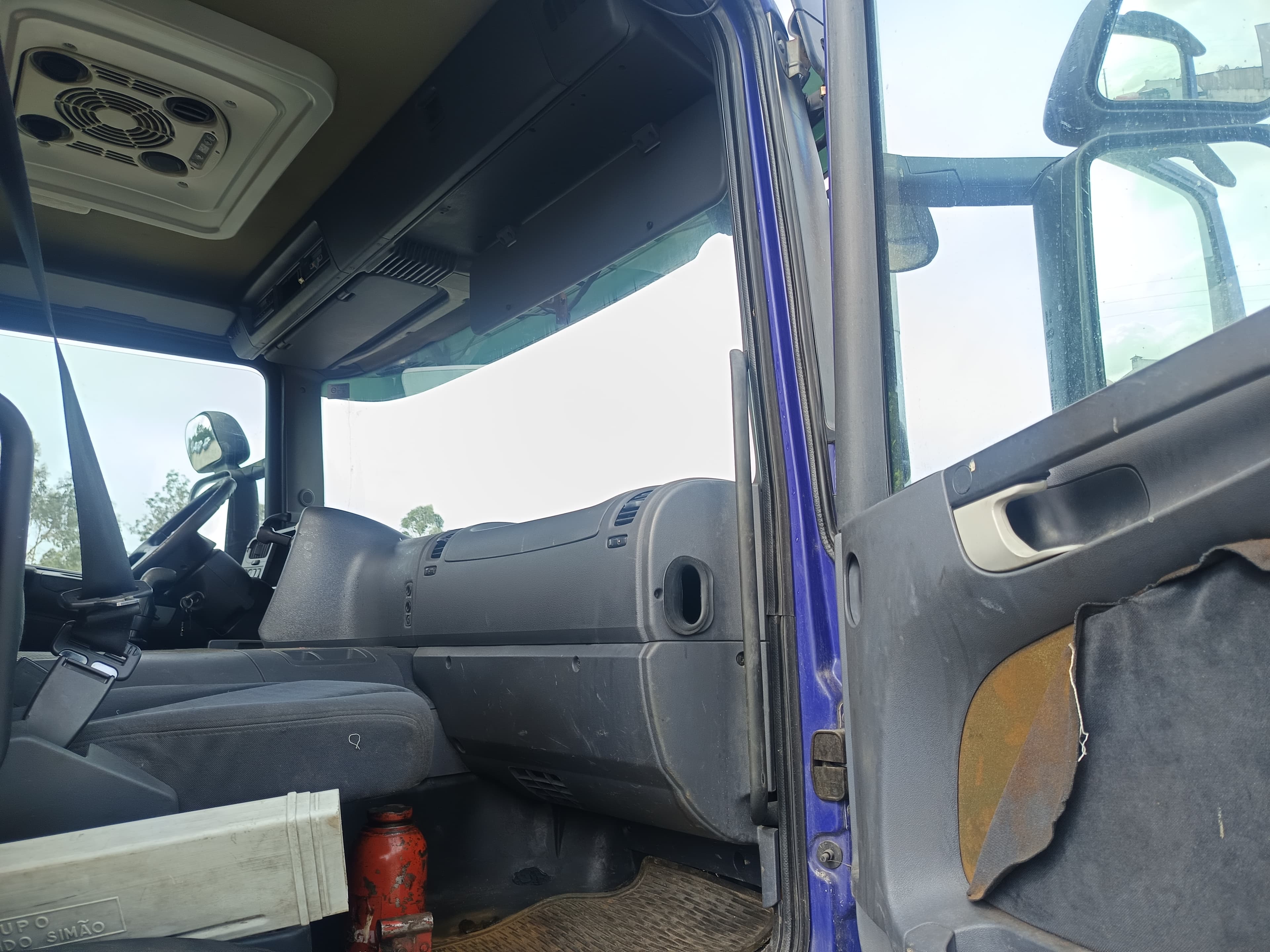 Scania P 230 B4 X2 · Ano 2005 — imagen 14