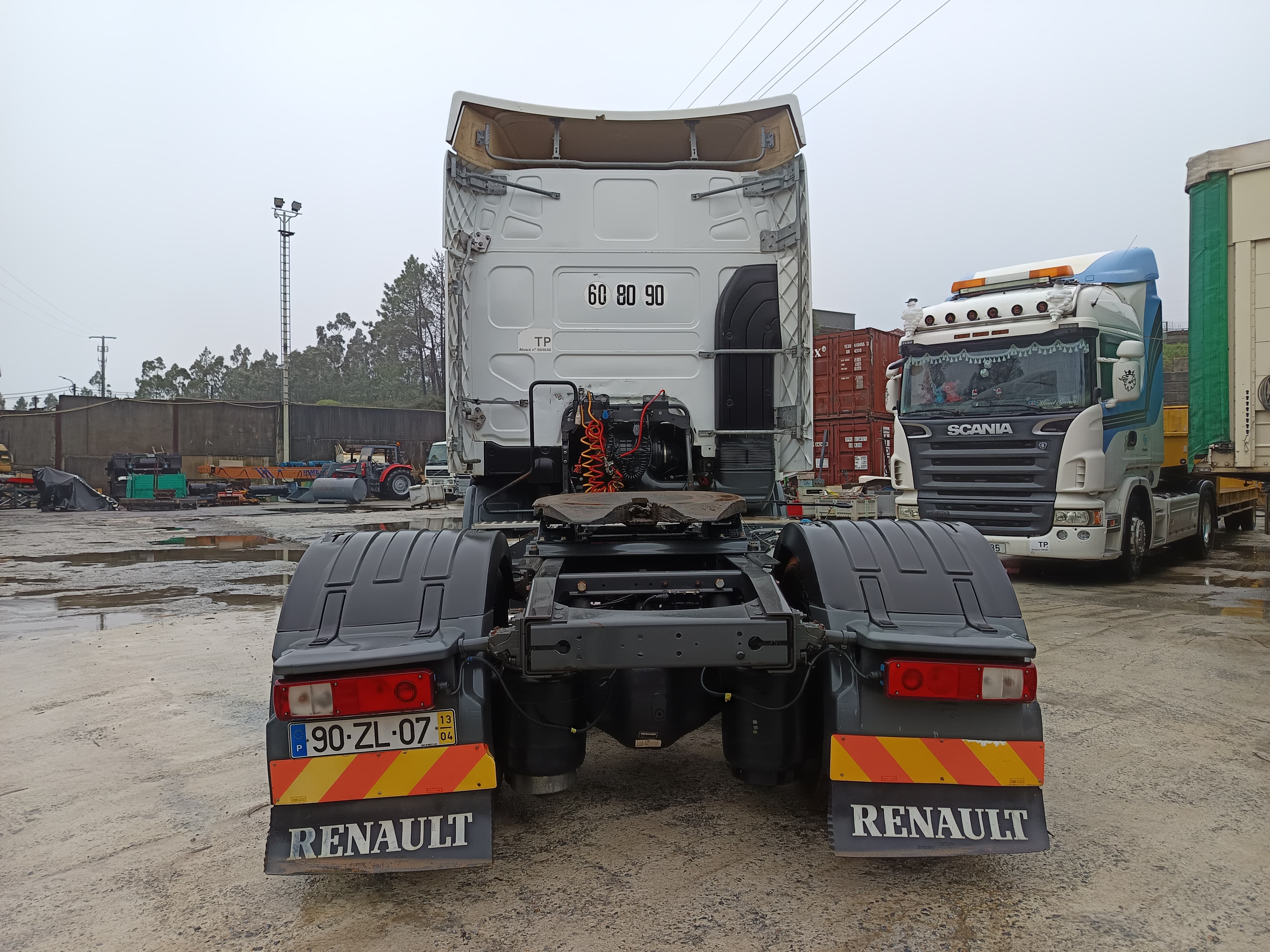 Renault 460 · Ano 2013 — imagen 5