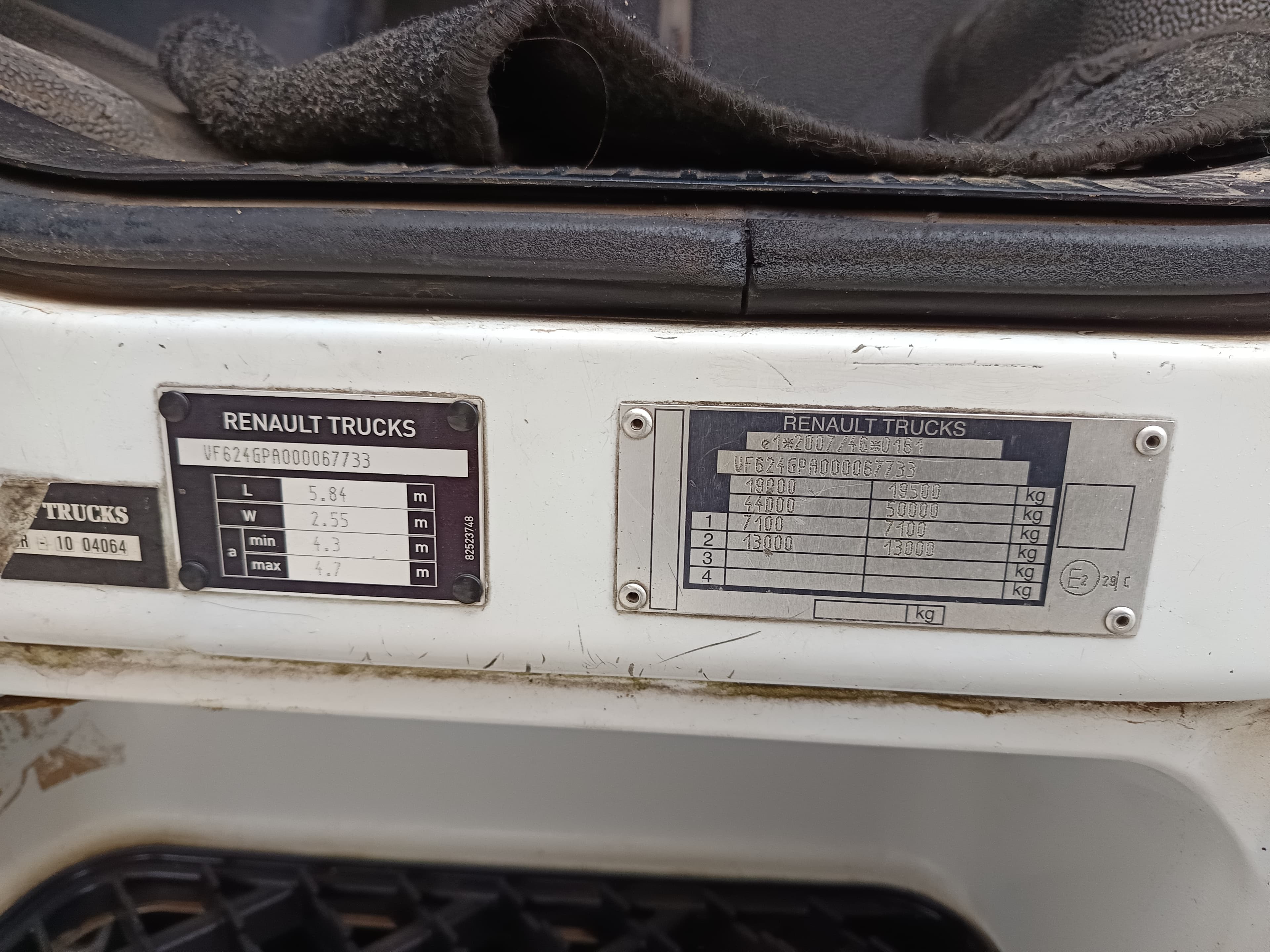 Renault 460 · Ano 2013 — imagen 17