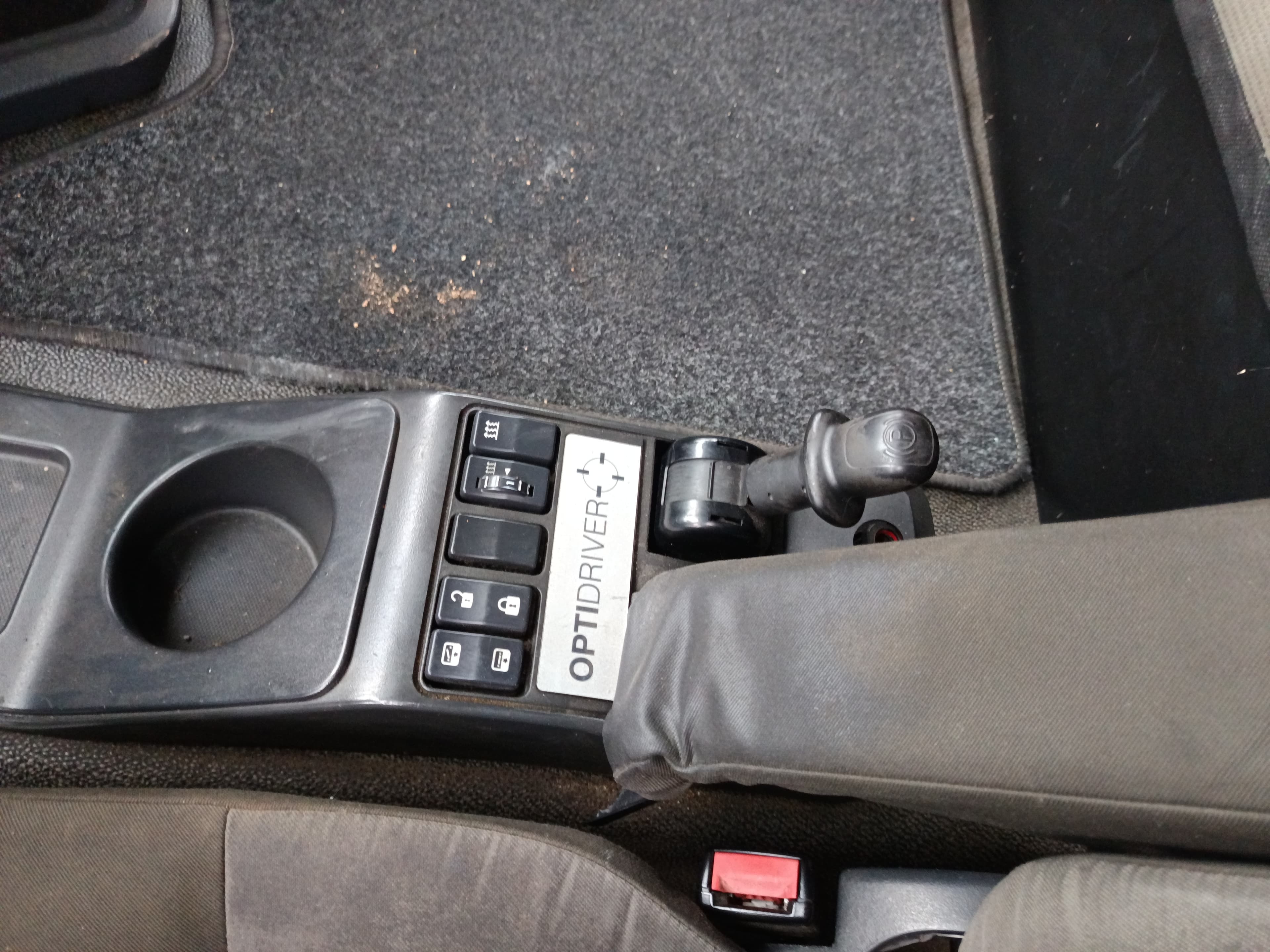 Renault 460 · Ano 2013 — imagen 25