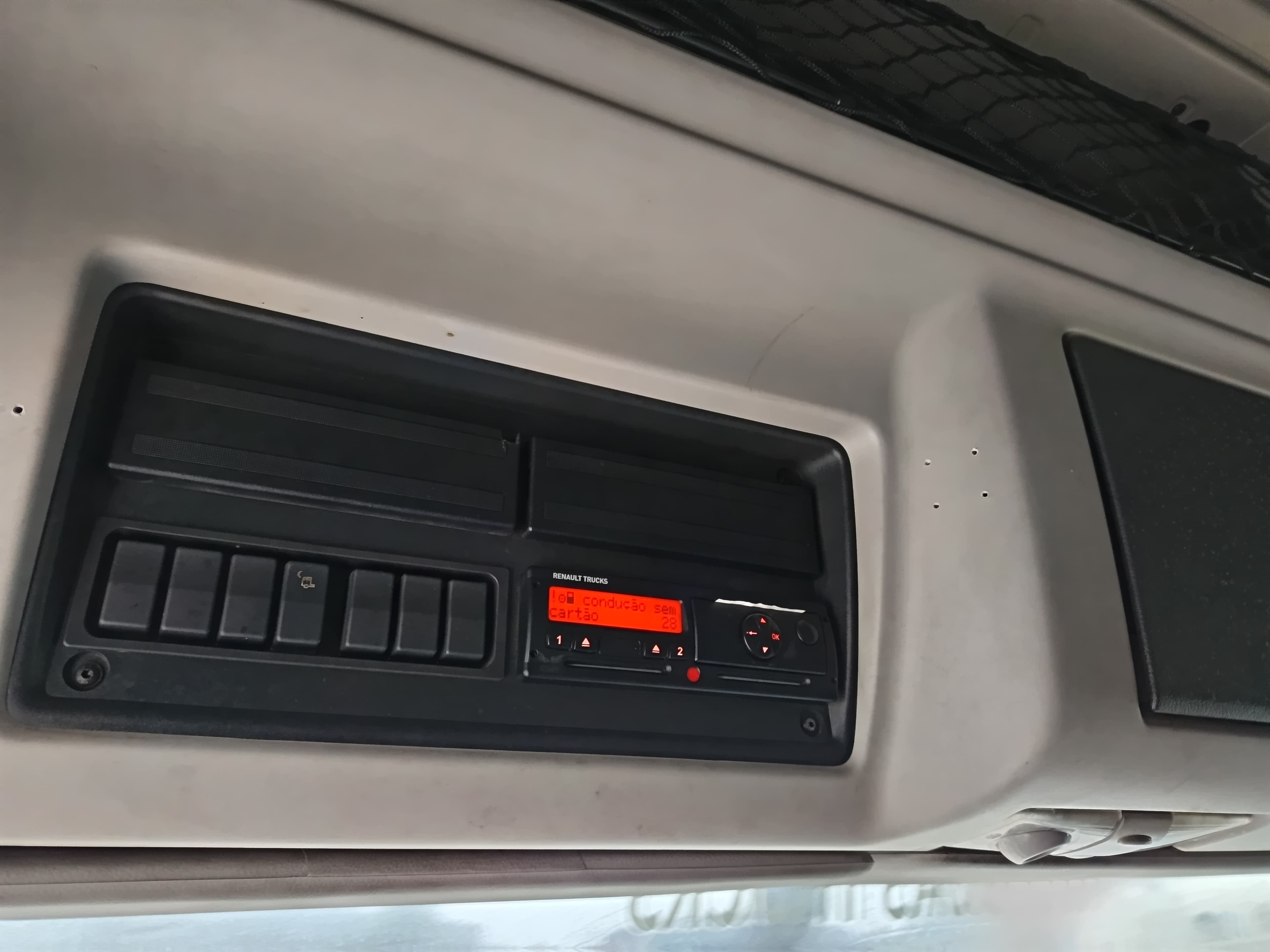 Renault 460 · Ano 2013 — imagen 23