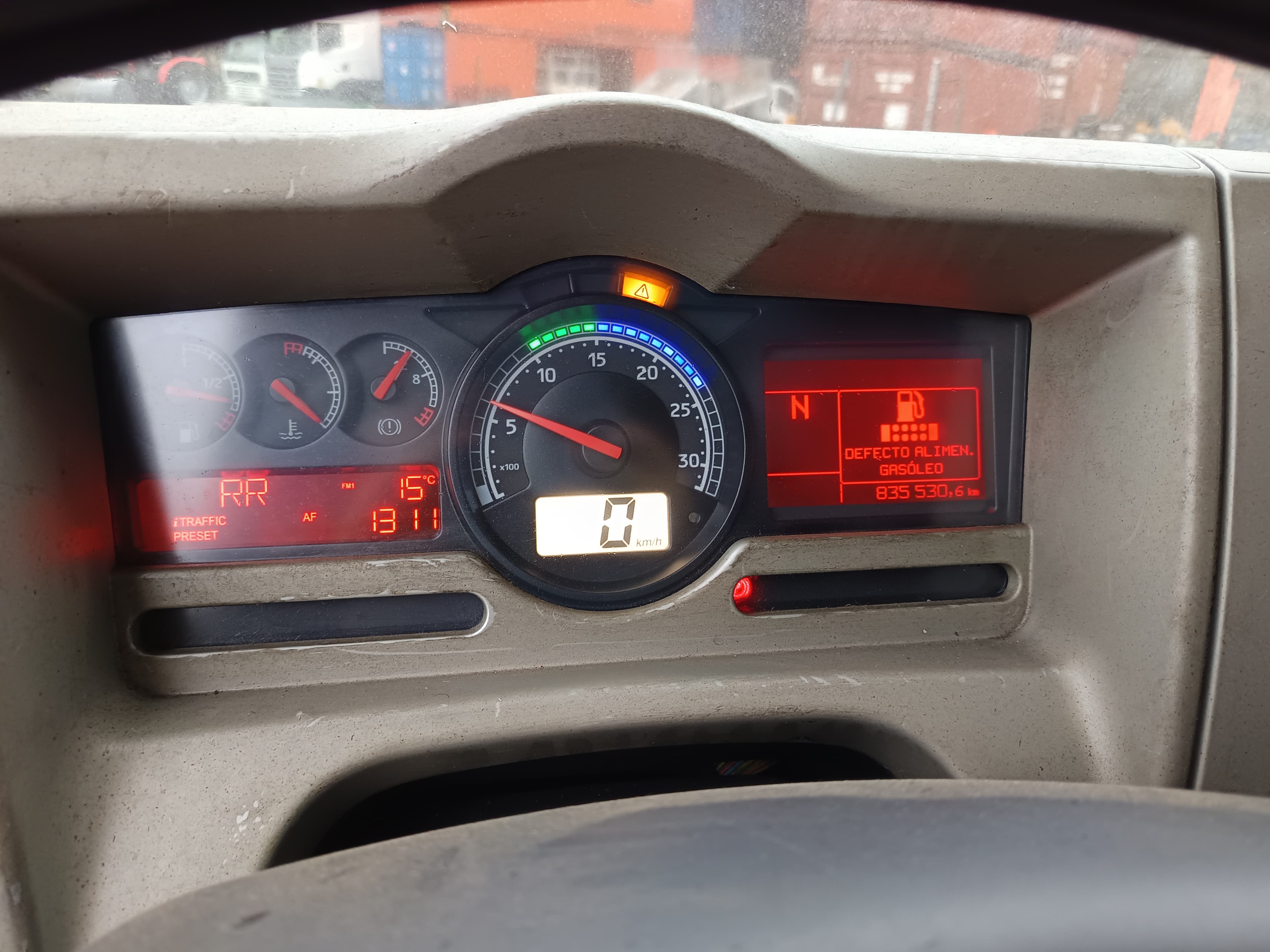 Renault 460 · Ano 2013 — imagen 26