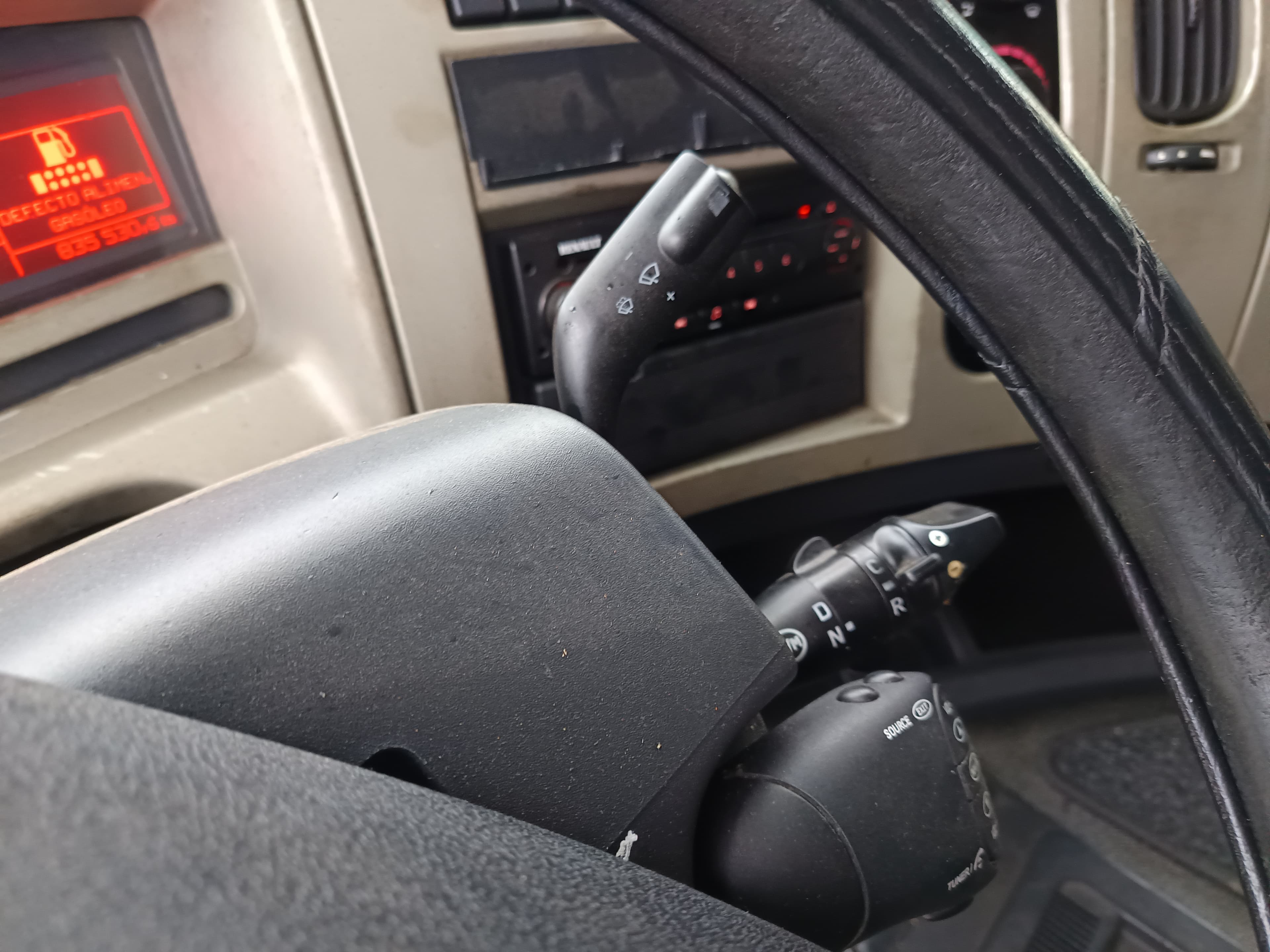 Renault 460 · Ano 2013 — imagen 27