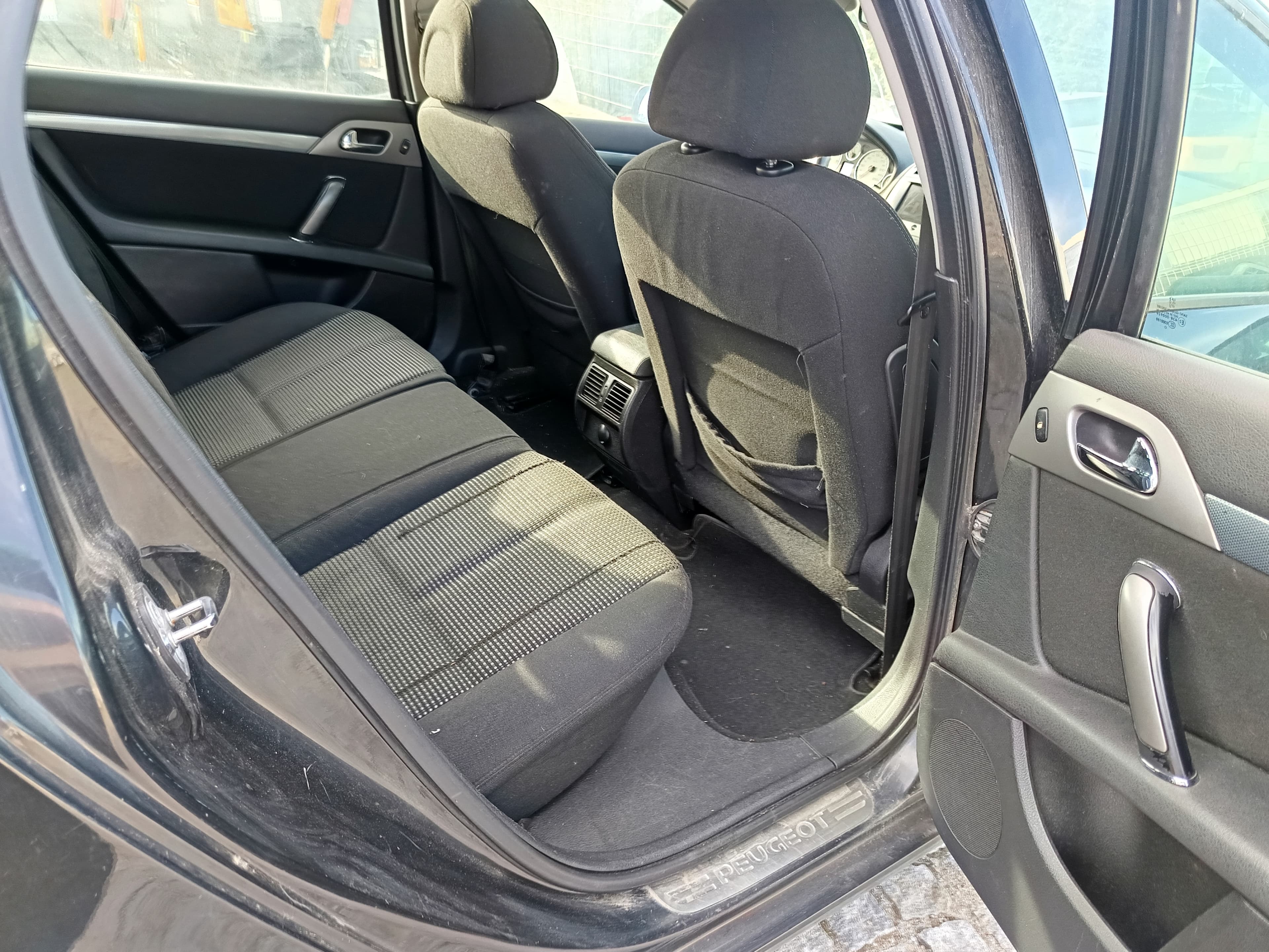 Peugeot 407 SW 2.0 HDi · Ano 2006 — imagen 28