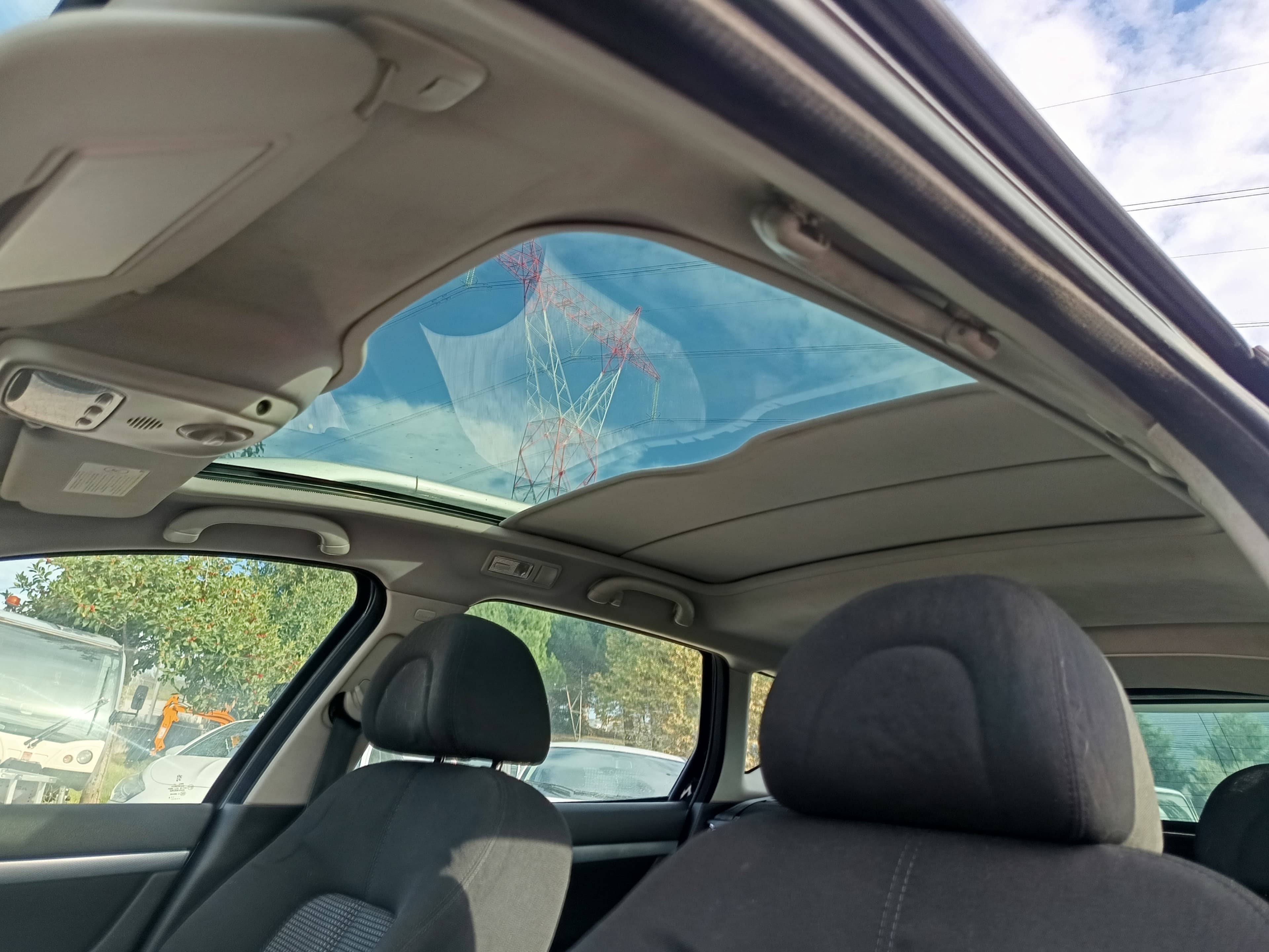 Peugeot 407 SW 2.0 HDi · Ano 2006 — imagen 37