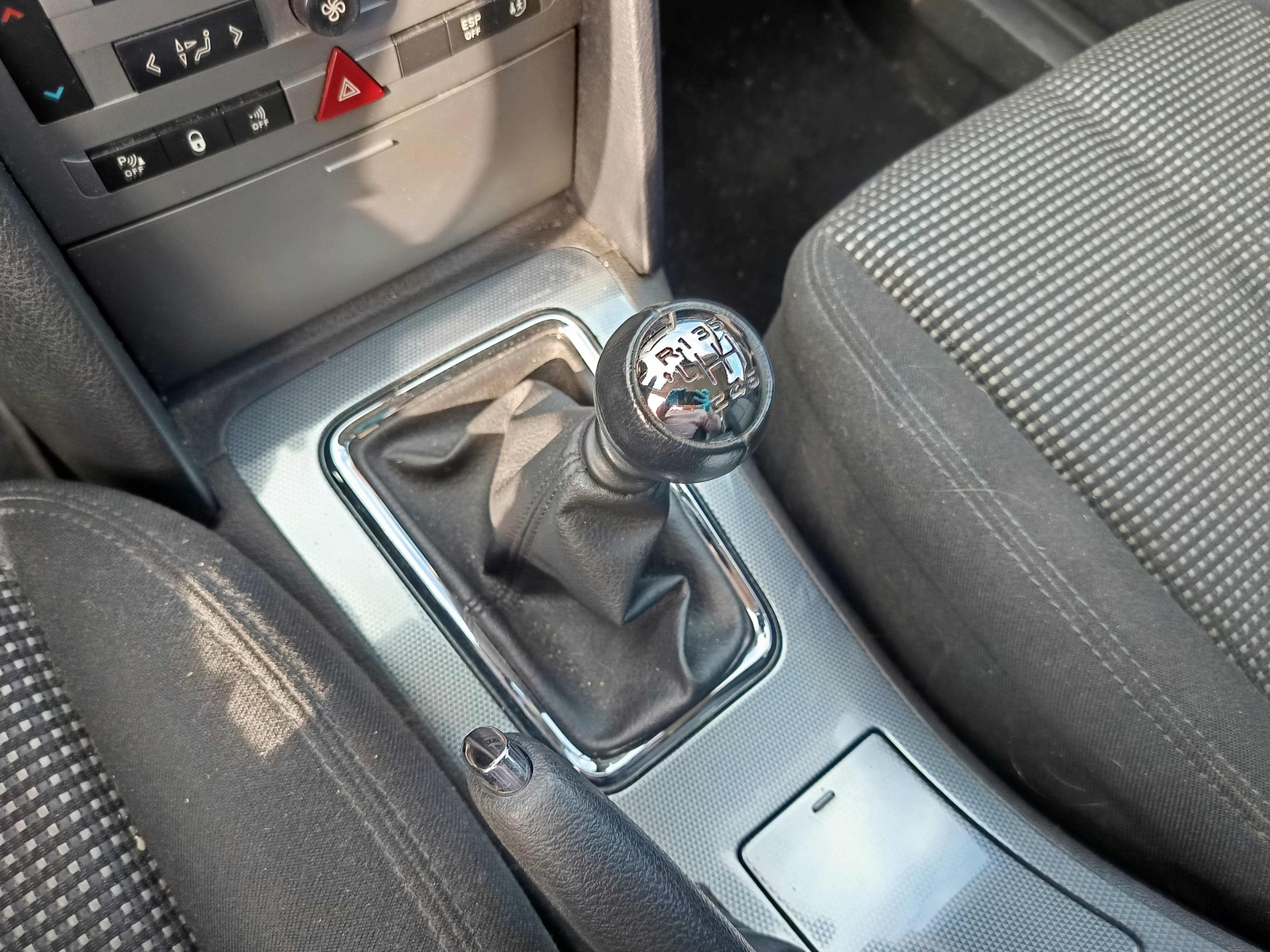 Peugeot 407 SW 2.0 HDi · Ano 2006 — imagen 41