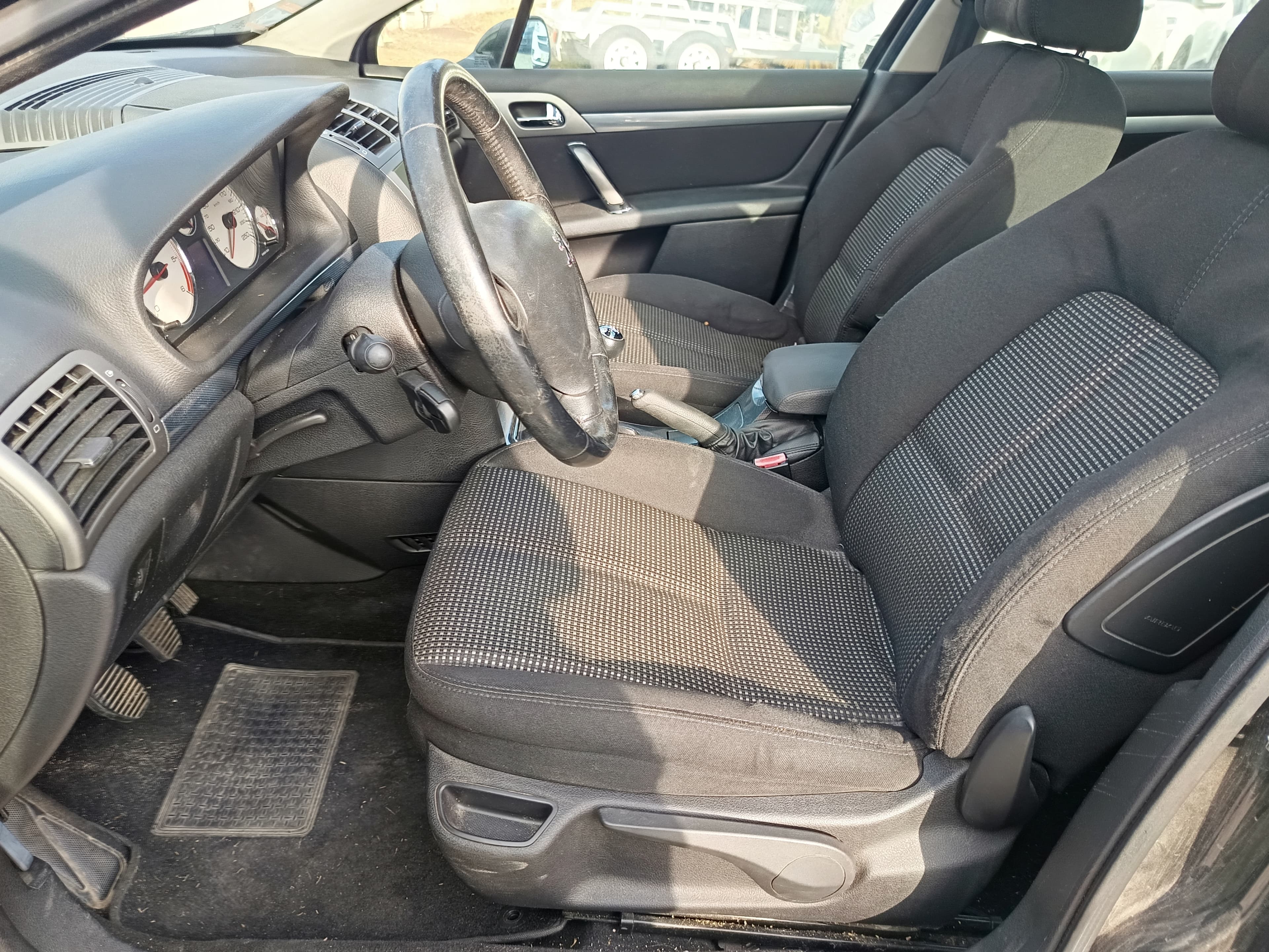 Peugeot 407 SW 2.0 HDi · Ano 2006 — imagen 34