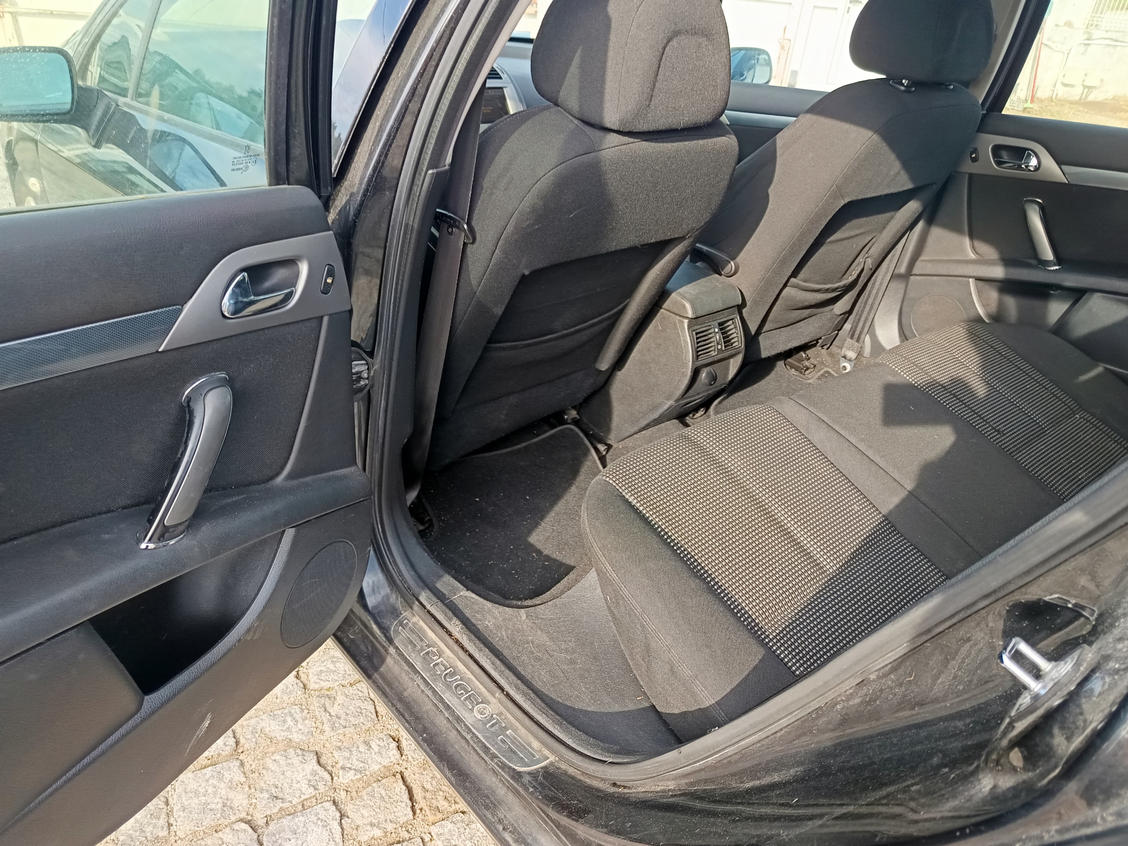Peugeot 407 SW 2.0 HDi · Ano 2006 — imagen 29