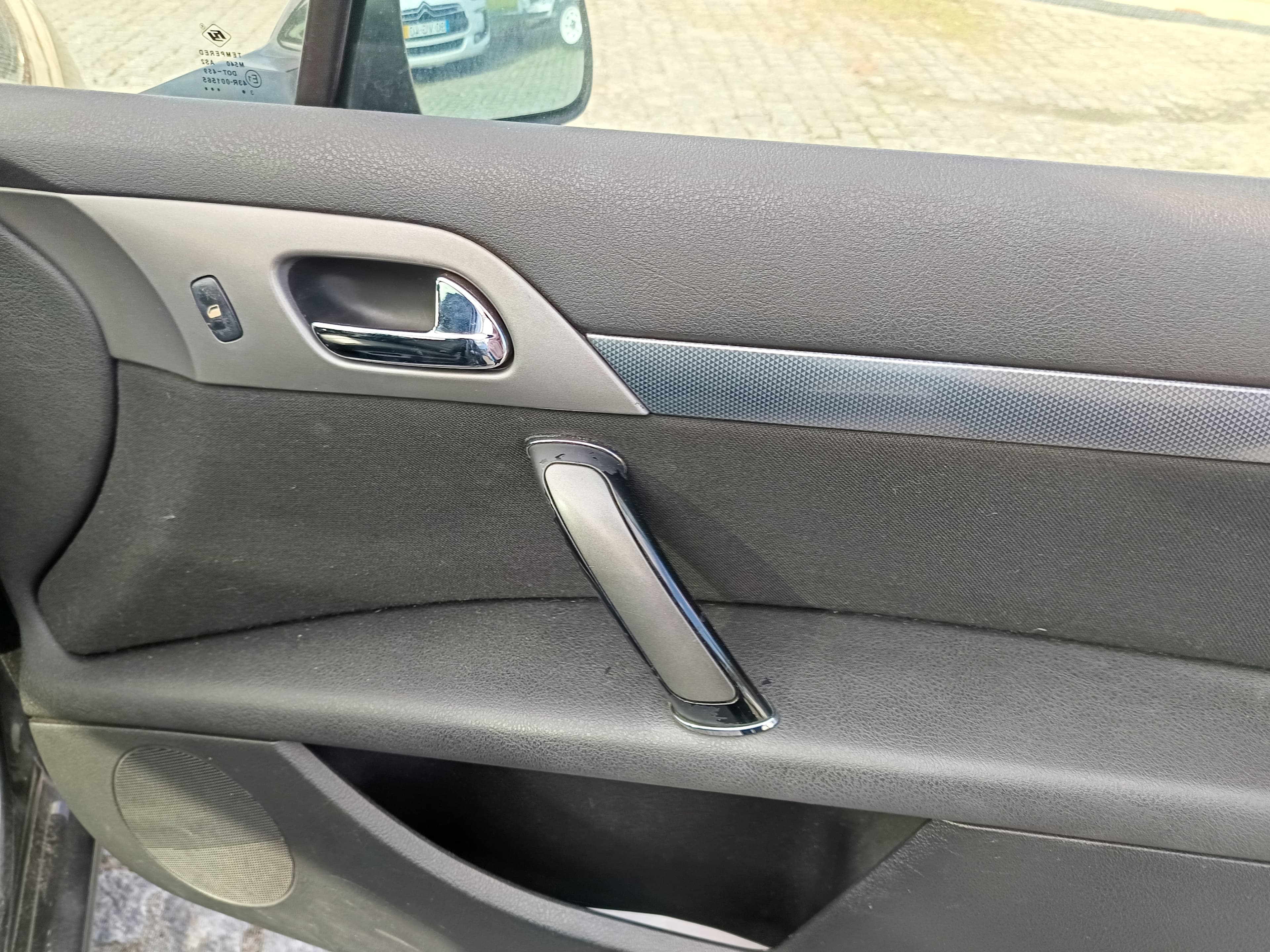 Peugeot 407 SW 2.0 HDi · Ano 2006 — imagen 26