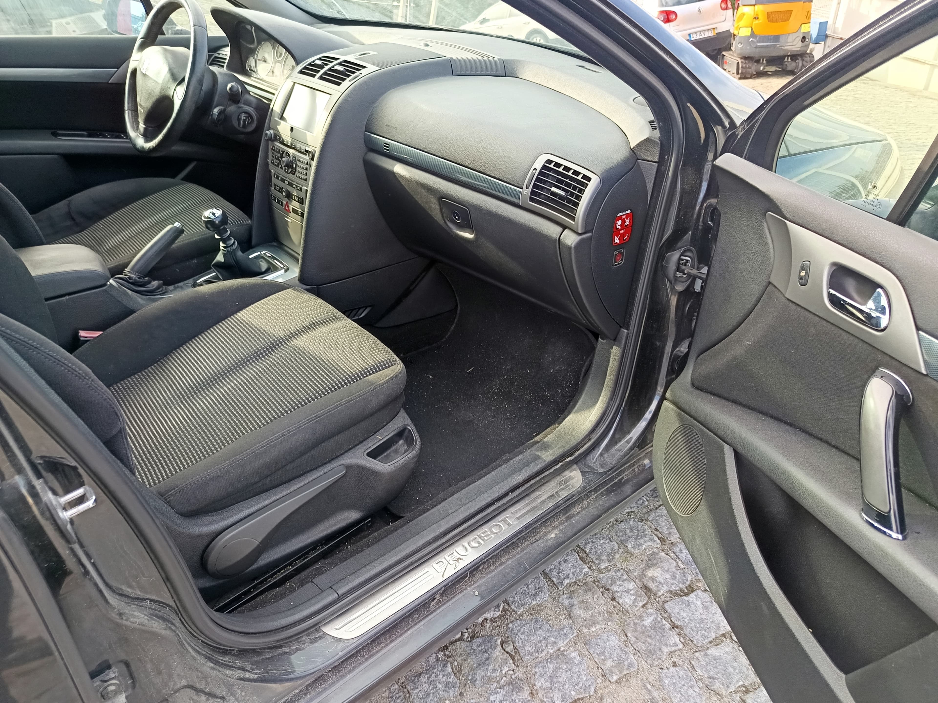 Peugeot 407 SW 2.0 HDi · Ano 2006 — imagen 25