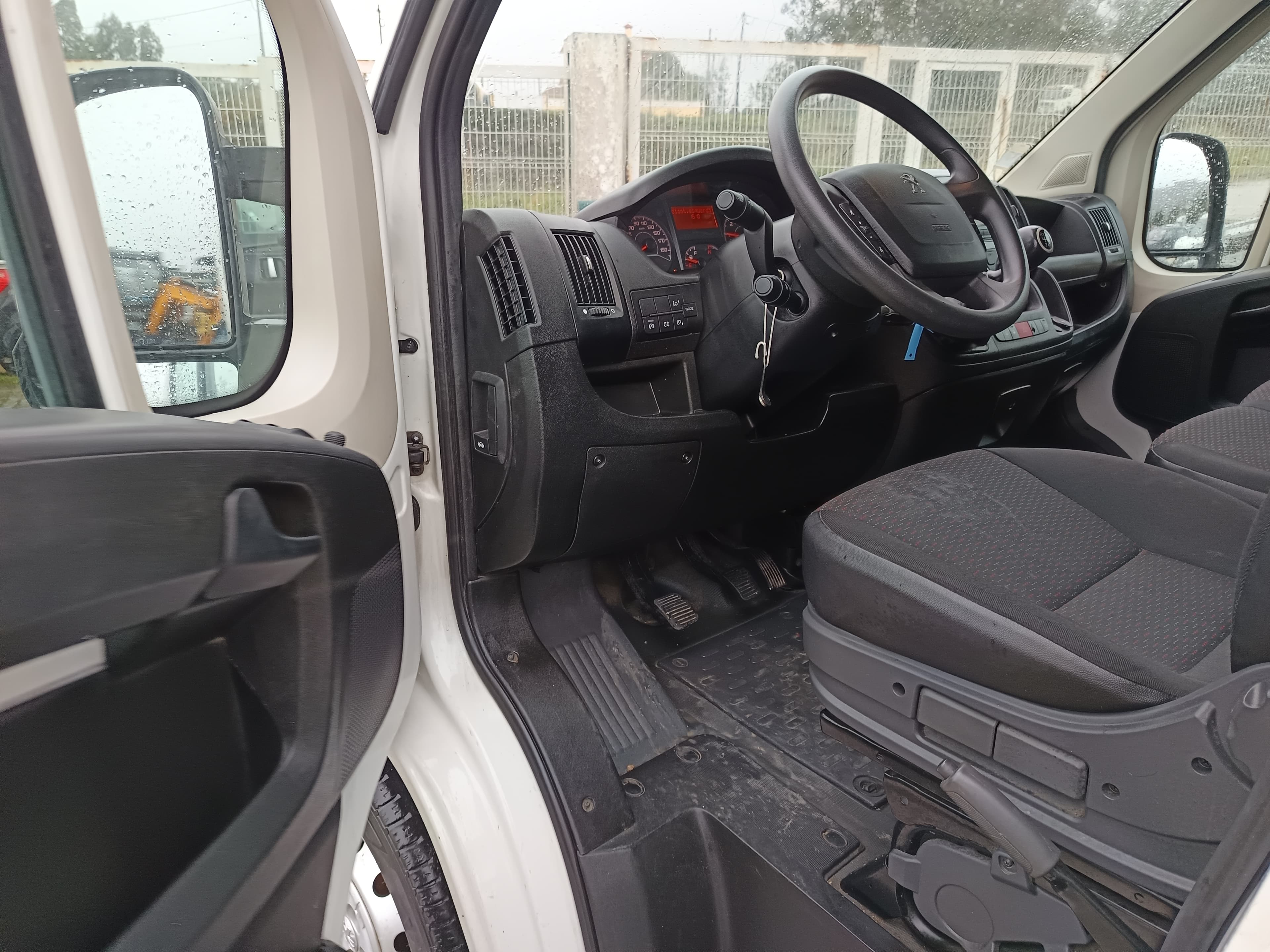 Peugeot Boxer · Ano 2020 — imagen 22