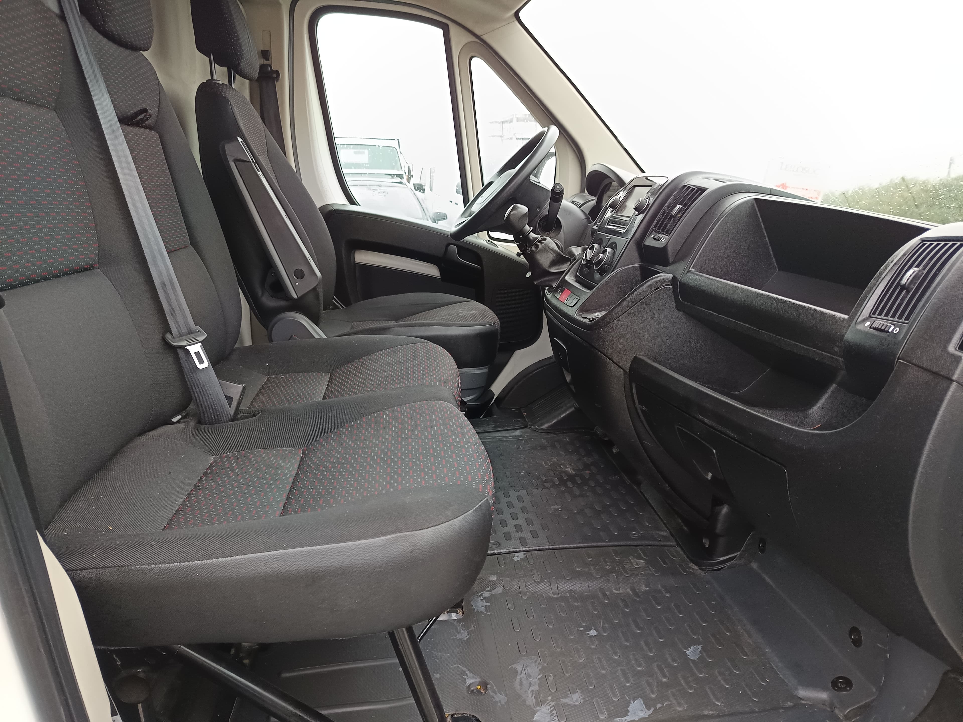 Peugeot Boxer · Ano 2020 — imagen 21