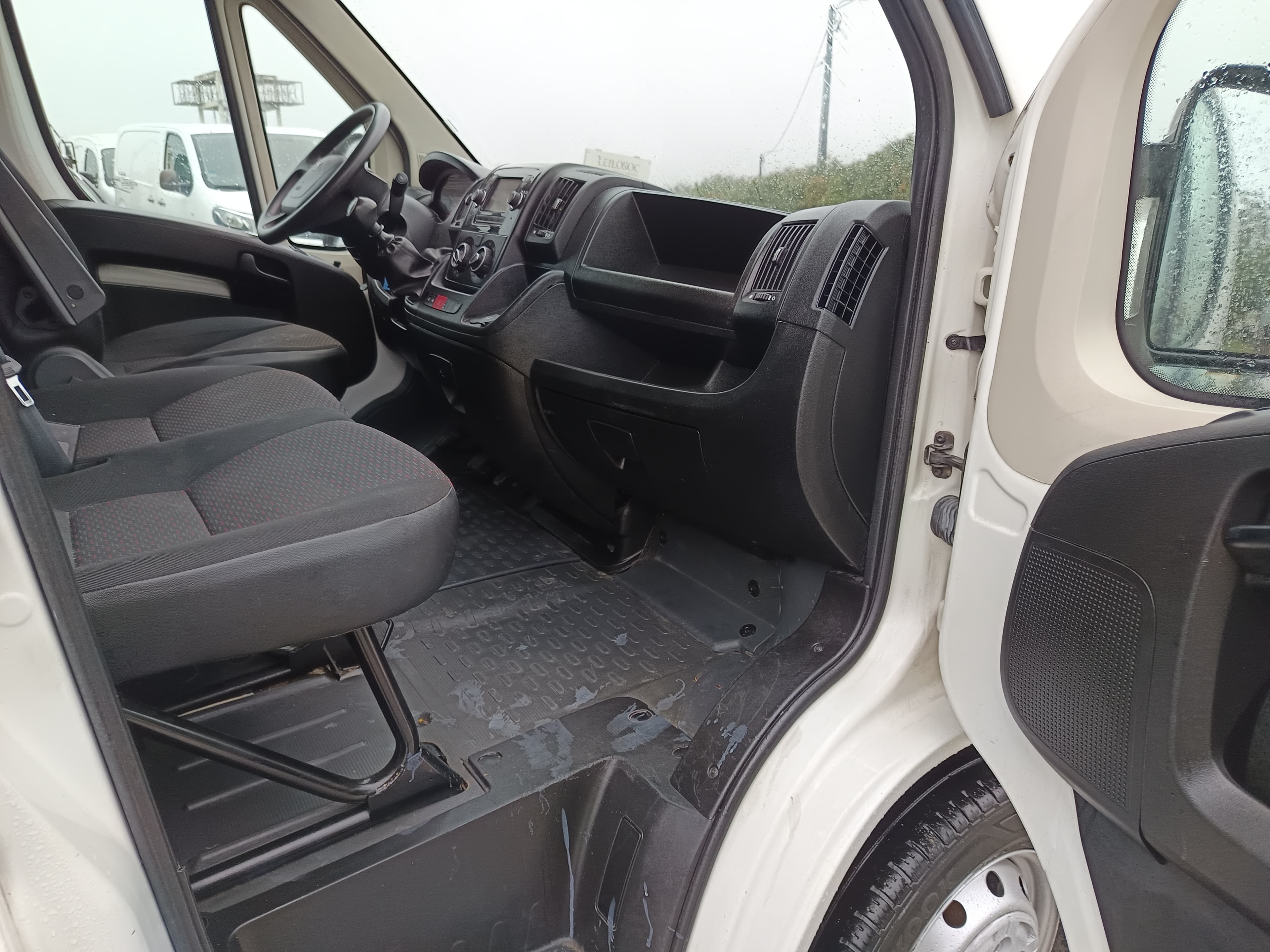 Peugeot Boxer · Ano 2020 — imagen 19