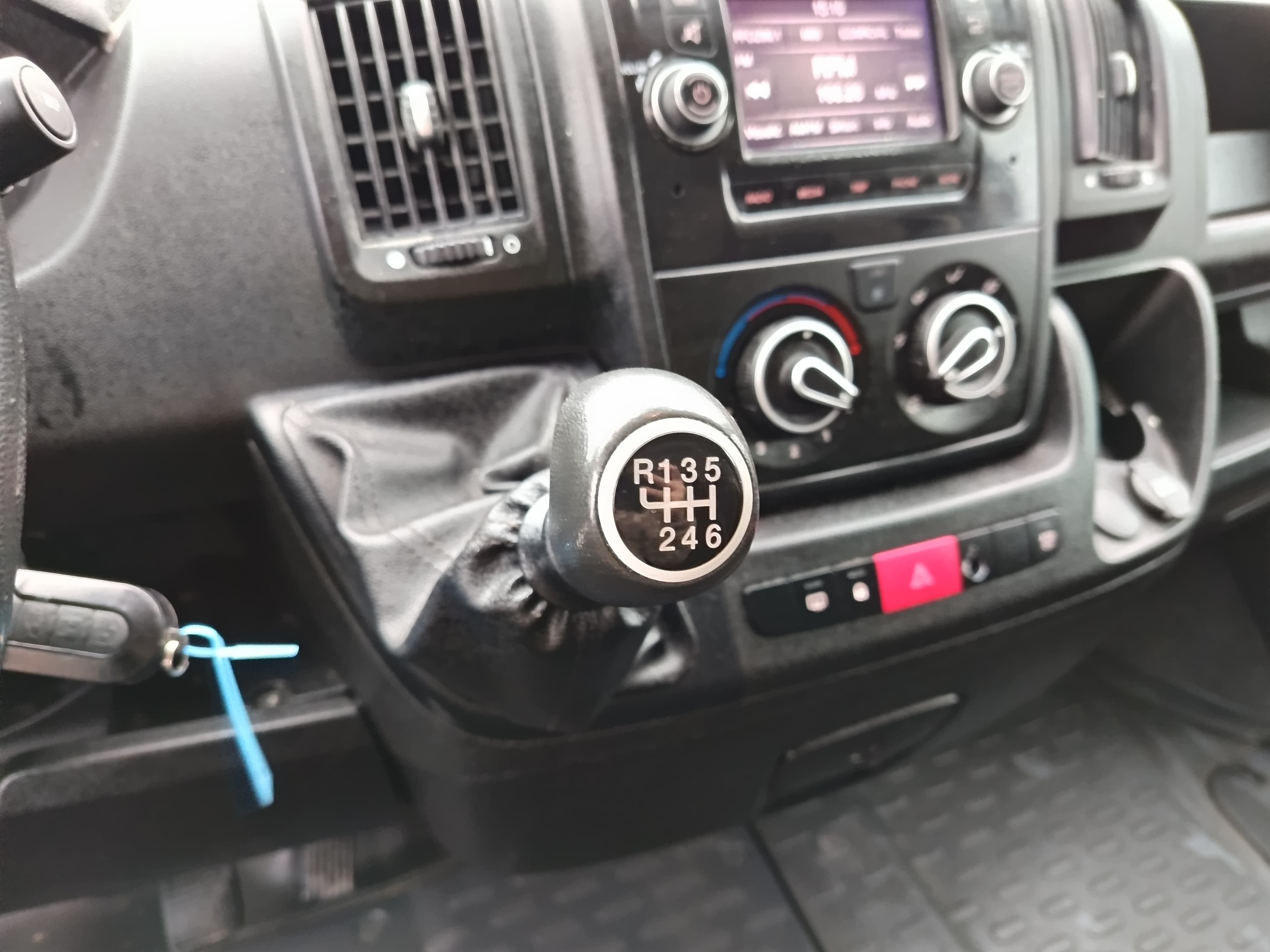 Peugeot Boxer · Ano 2020 — imagen 30