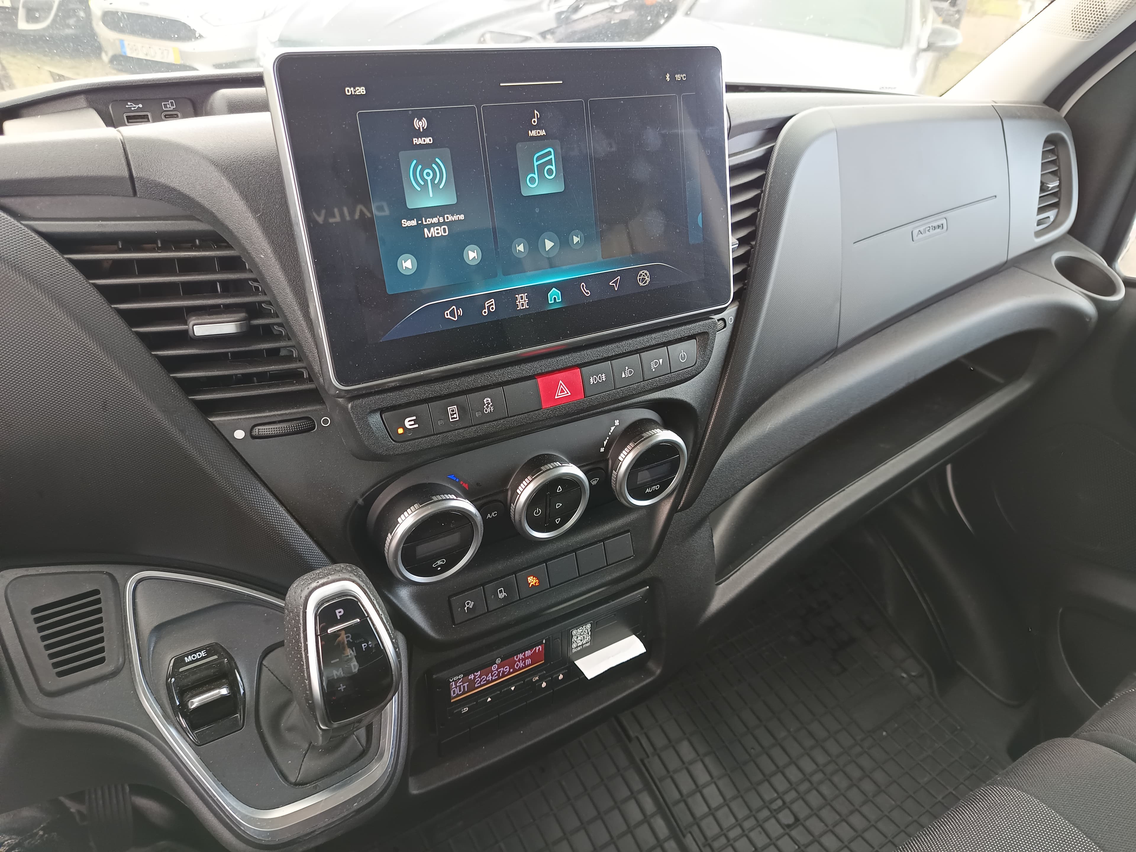 Iveco Daily · Ano 2024 — imagem 26