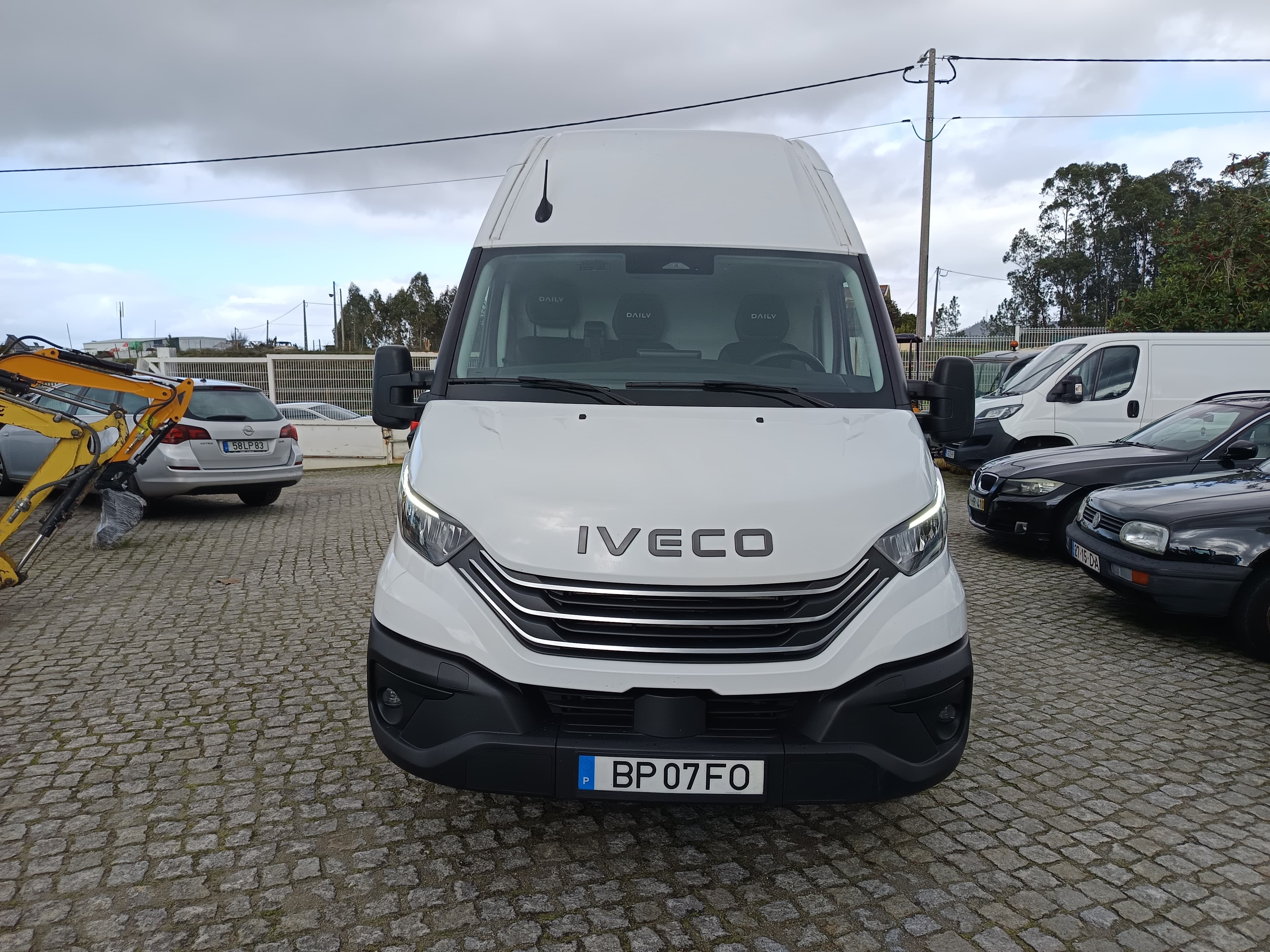 Iveco Daily · Ano 2024 — imagem 2