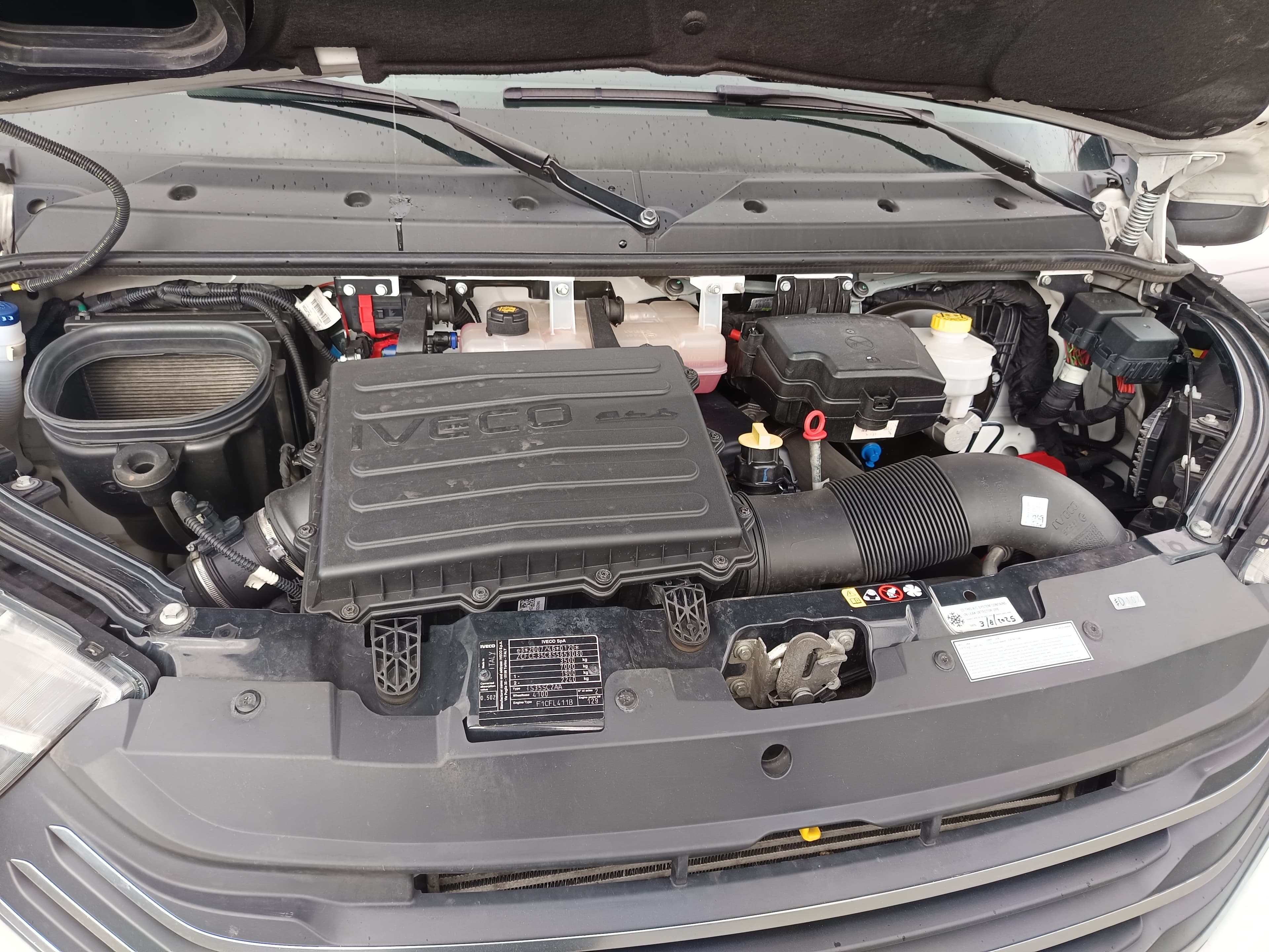 Iveco Daily · Ano 2024 — imagem 13
