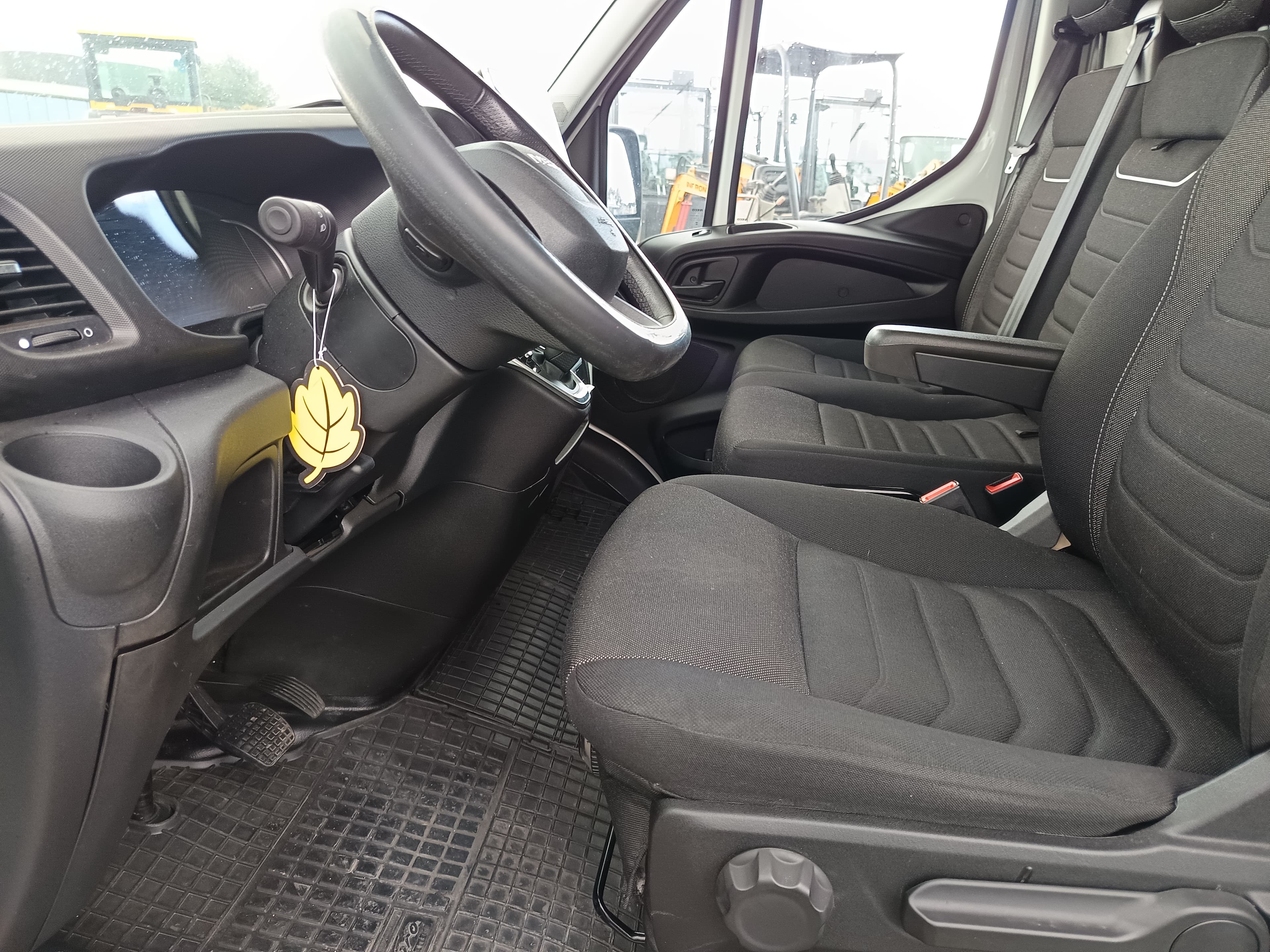 Iveco Daily · Ano 2024 — imagem 20