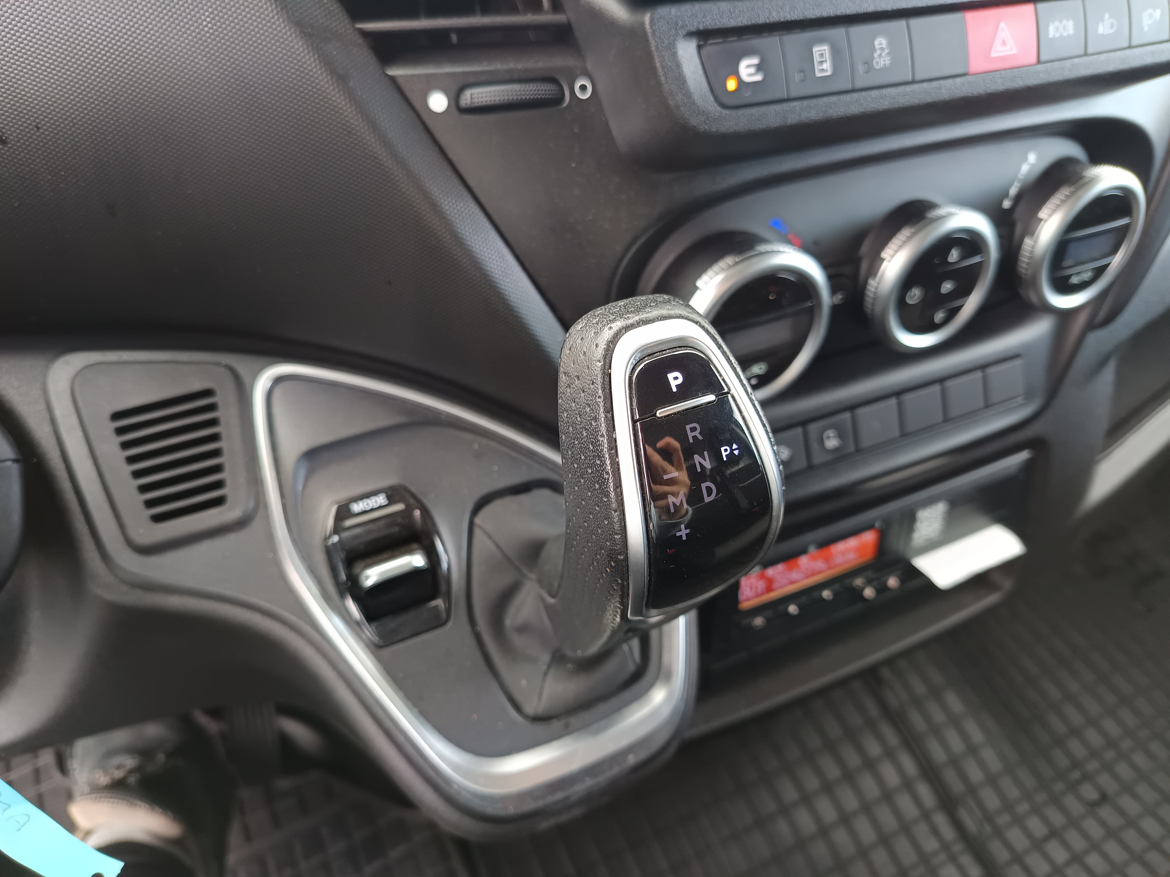 Iveco Daily · Ano 2024 — imagem 28