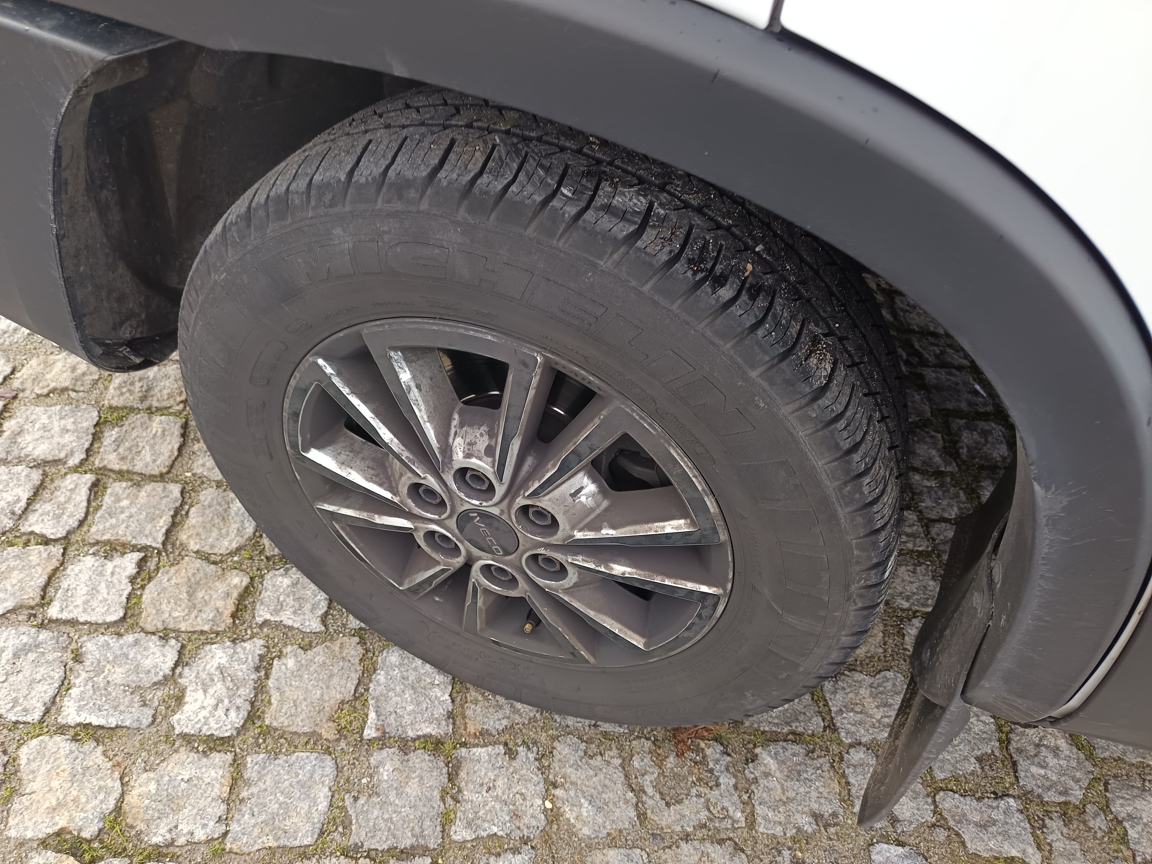 Iveco Daily · Ano 2024 — imagem 9