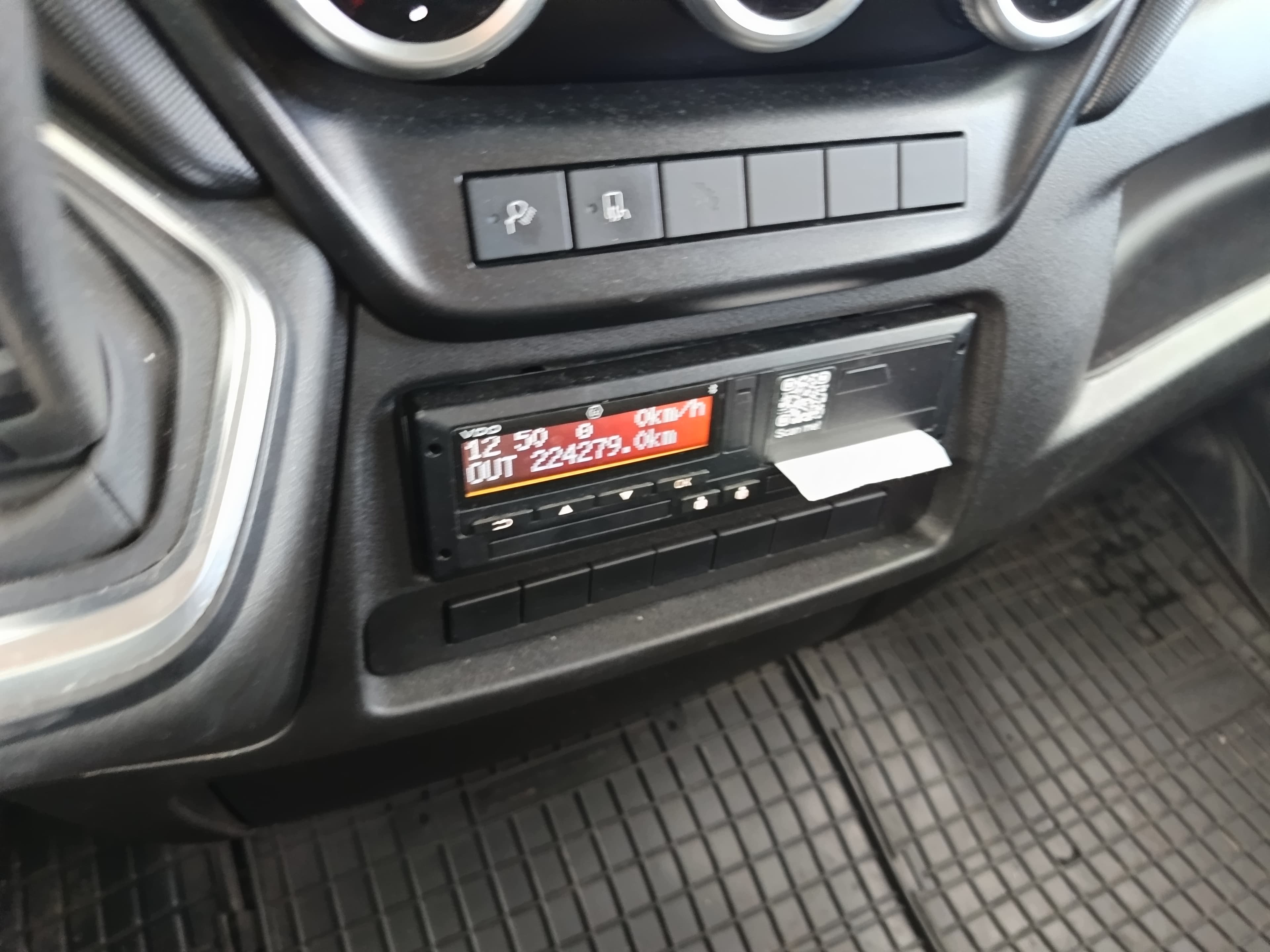 Iveco Daily · Ano 2024 — imagem 30