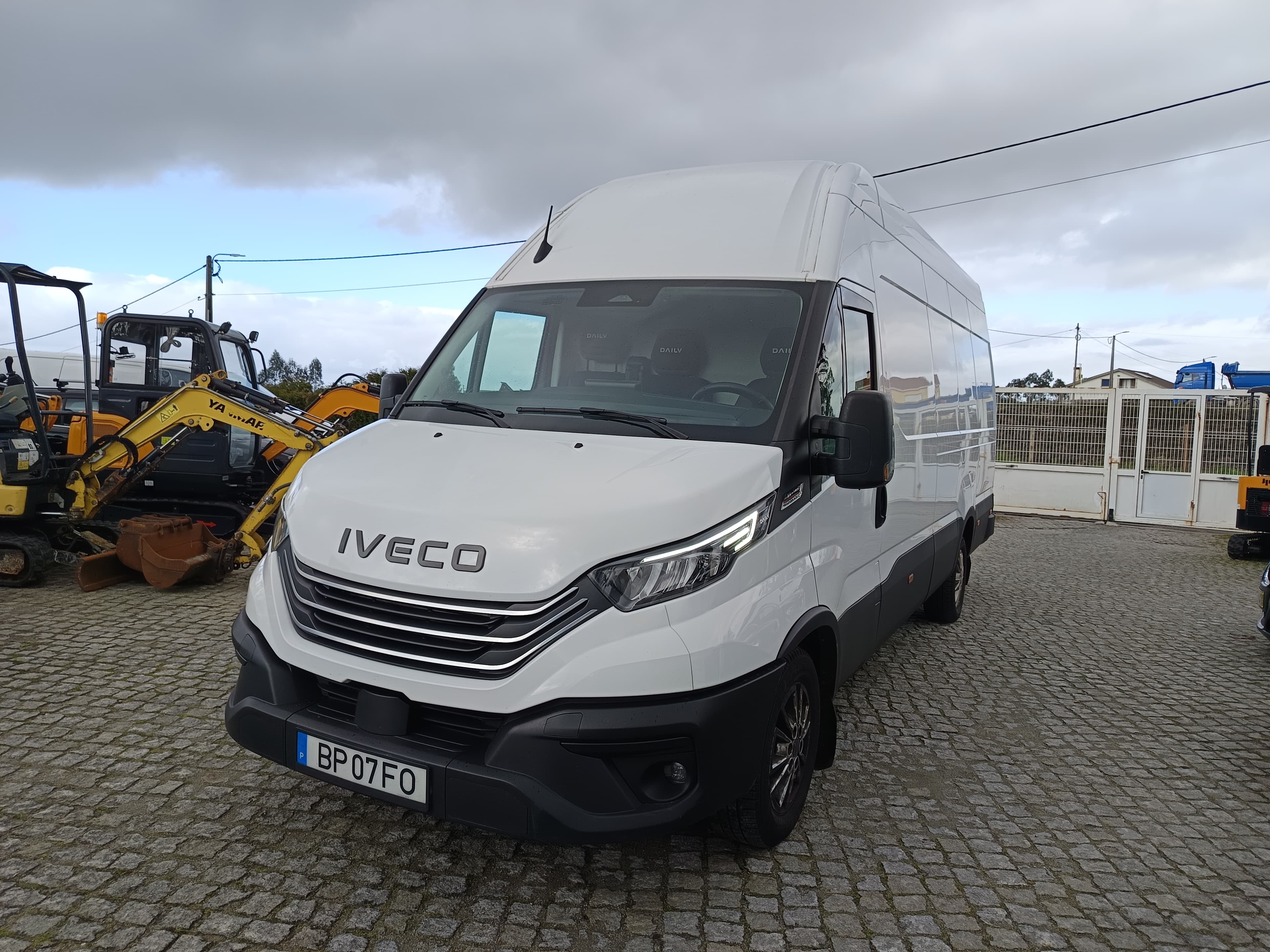 Iveco Daily · Ano 2024 — imagem 3