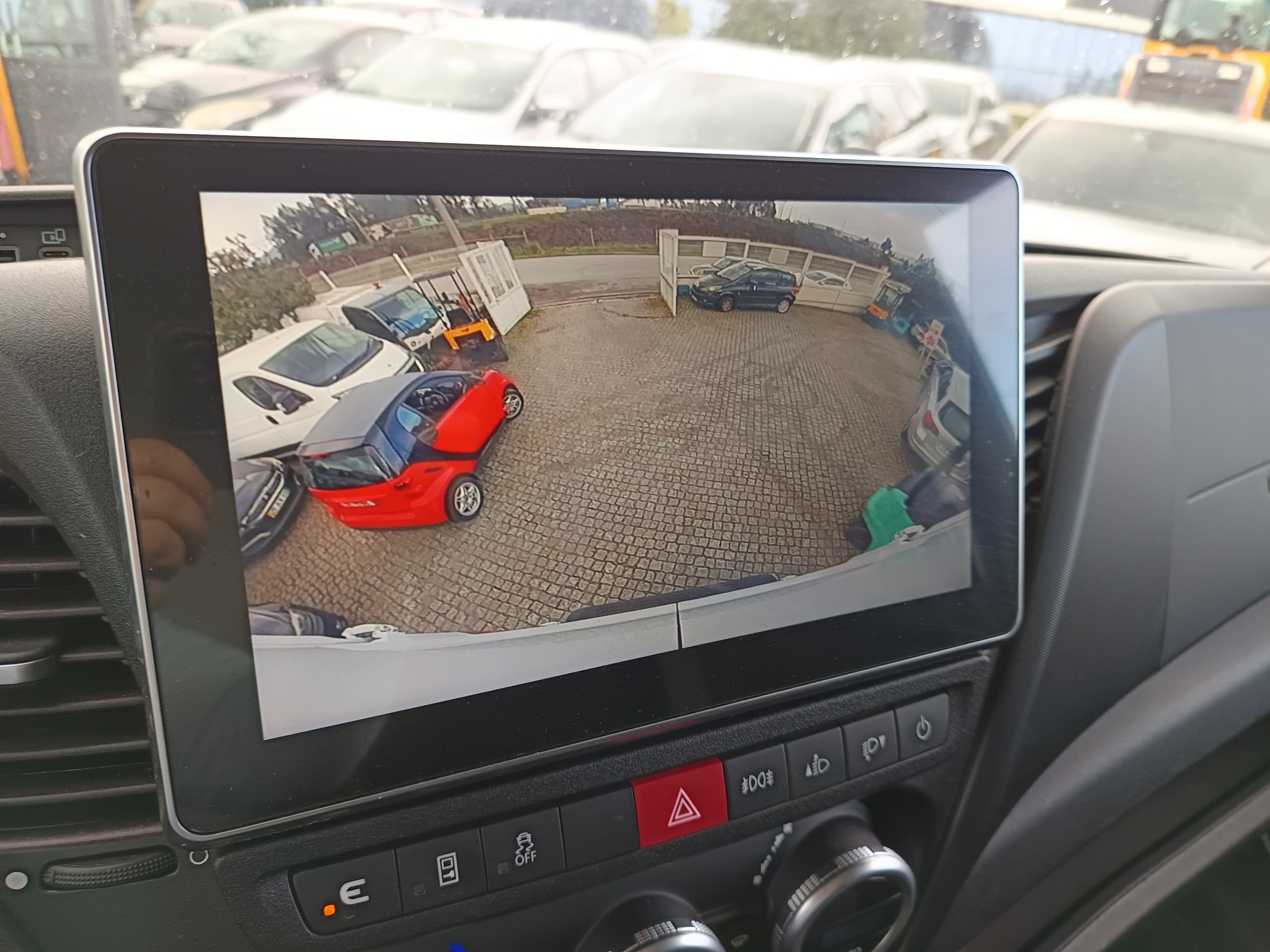 Iveco Daily · Ano 2024 — imagem 34