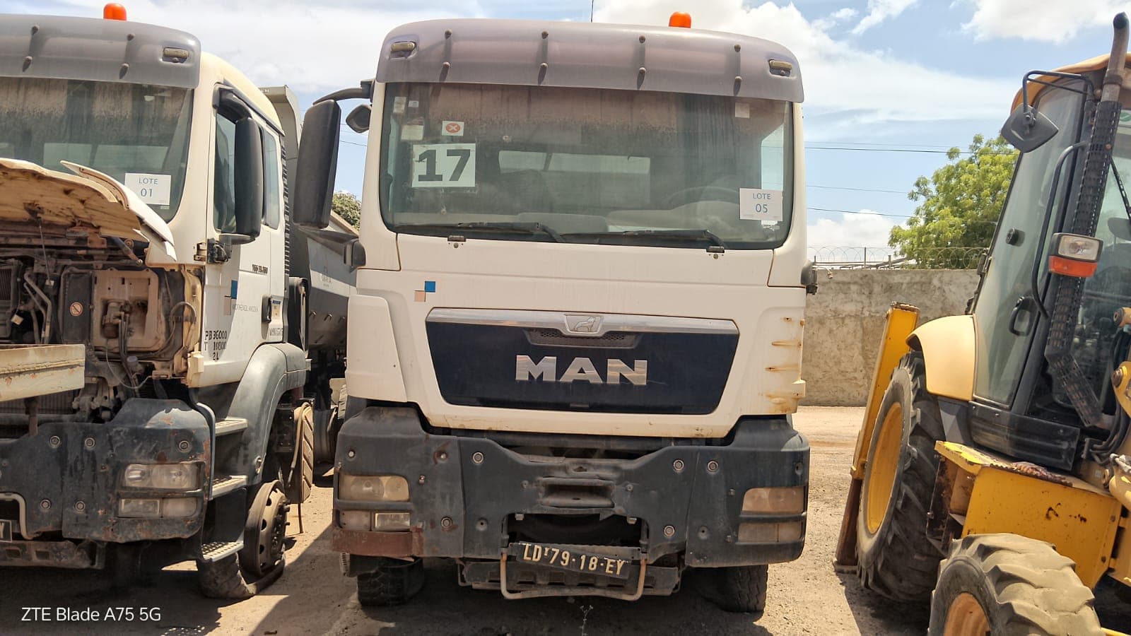 Camião Basculante 26 T (6X4) MAN TGS 33.360 BB — imagen 2