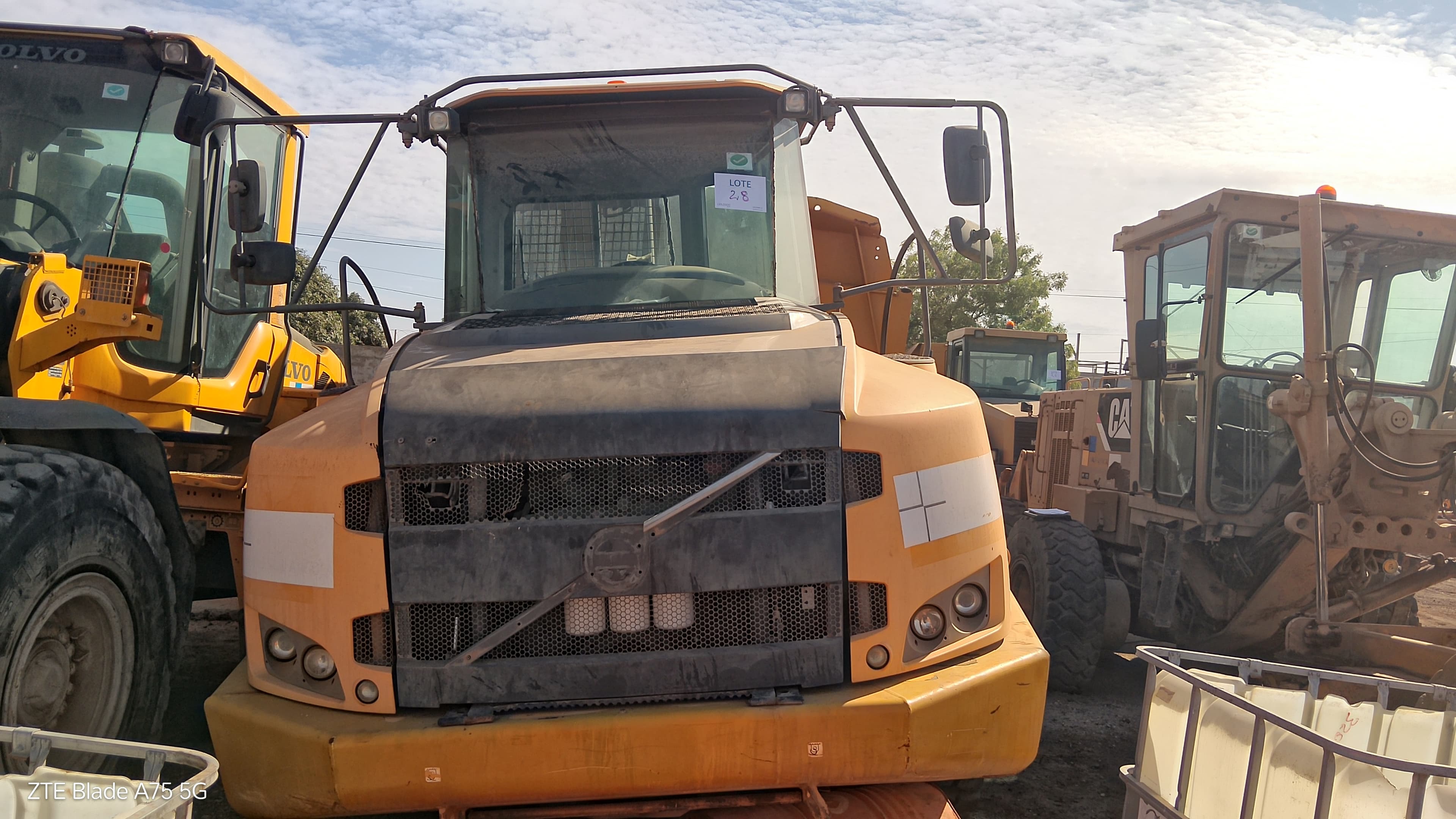 Dumper Articulado 30 T VOLVO A30F — imagen 2
