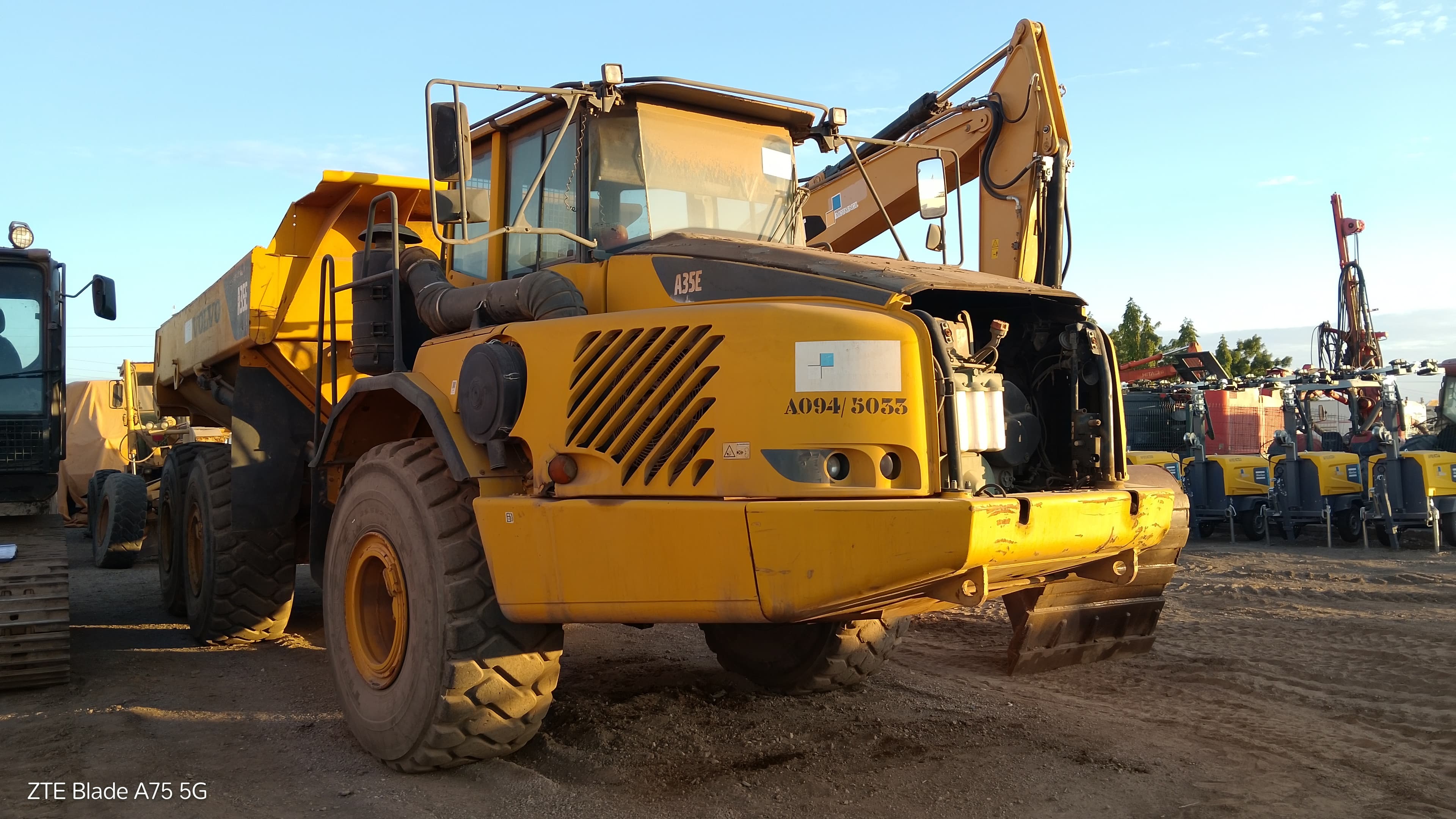 Dumper Articulado 35 T VOLVO  A35E — image 1