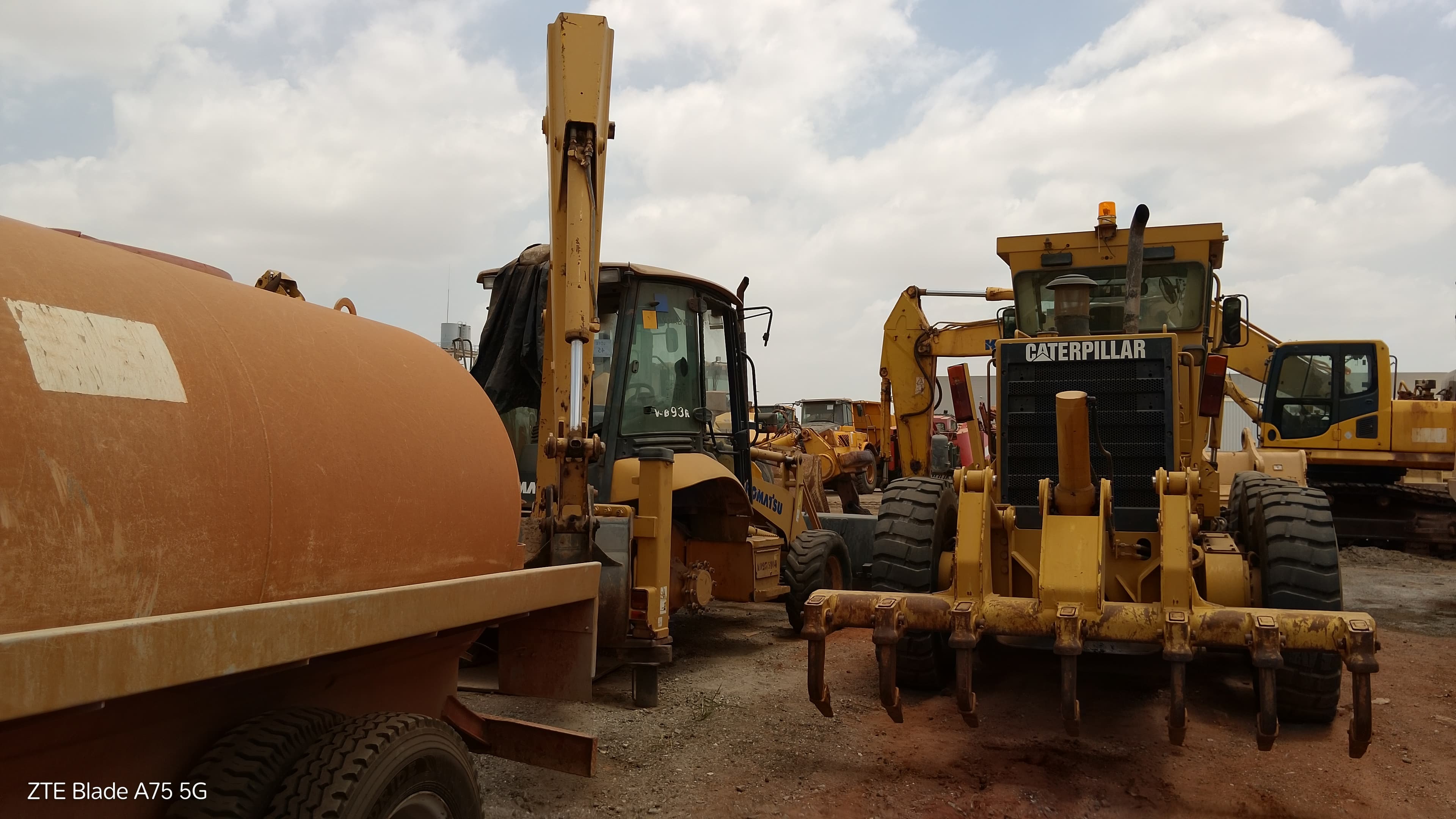 Retroescavadora   KOMATSU  WB93R-5EO — image 5
