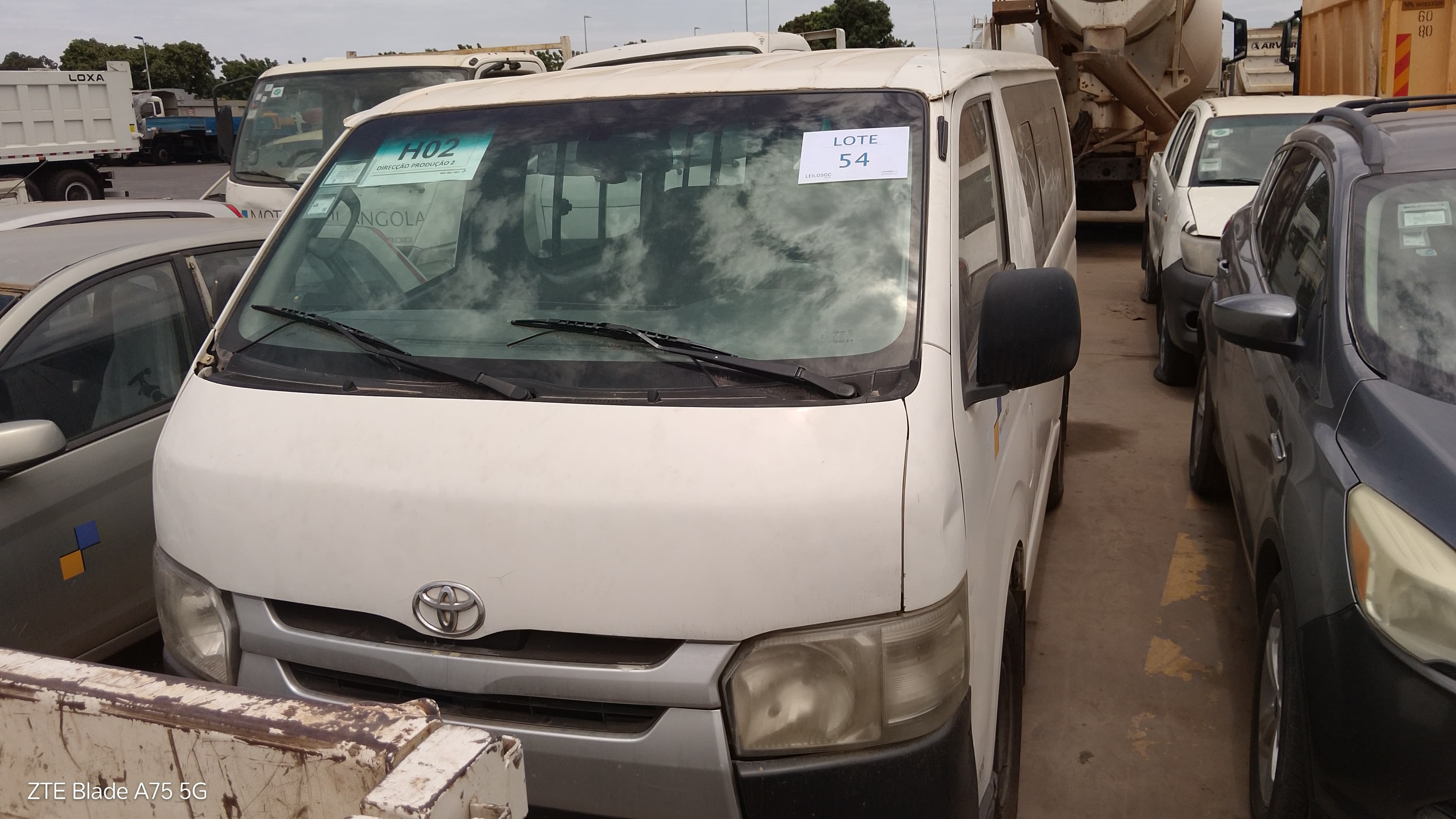 Mini-Autocarro TOYOTA HIACE 15 LUGARES 2.5 MT — imagem 2