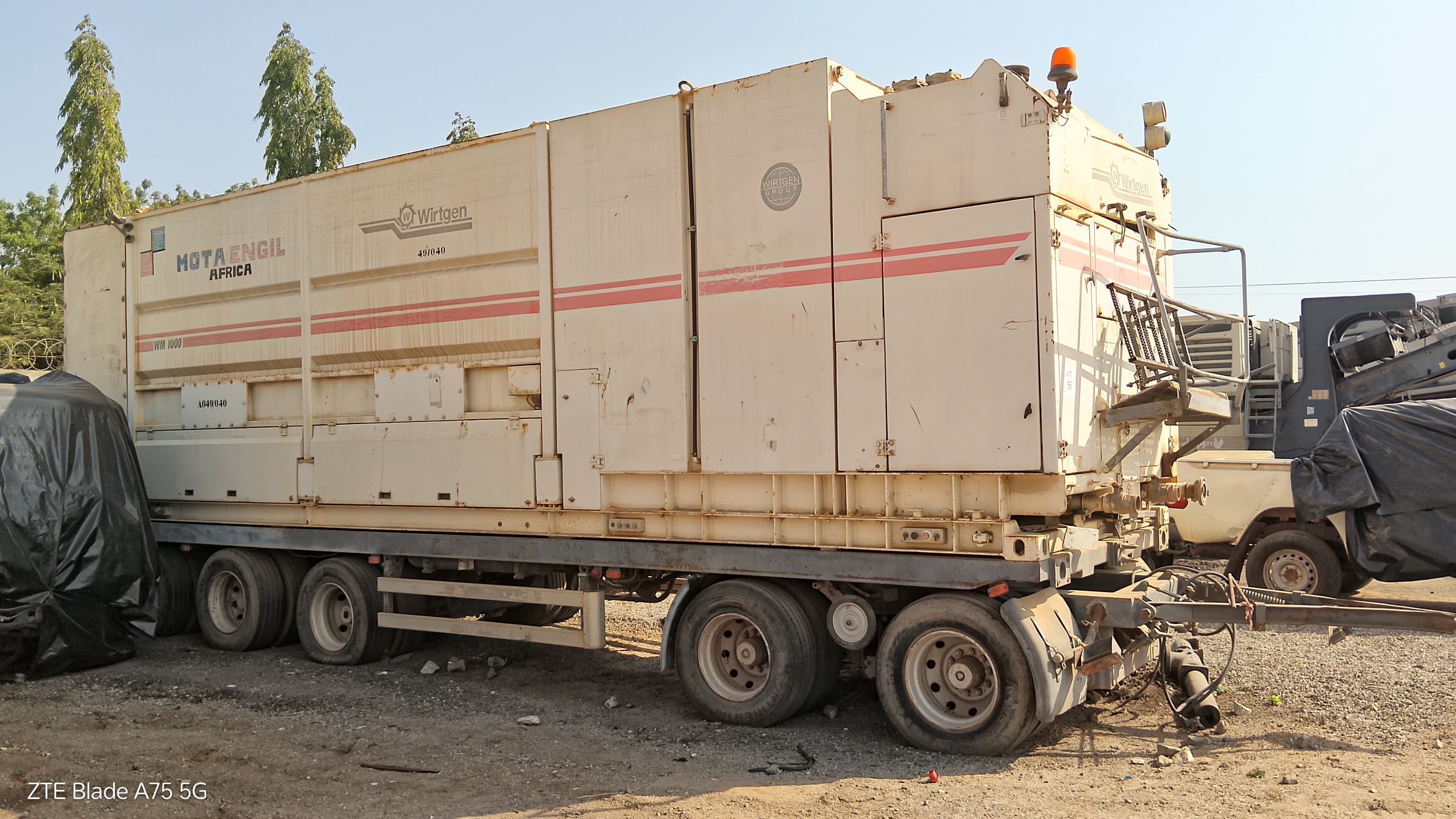 Misturadora/Recicladora WIRTGEN WM 1000 — imagem 1