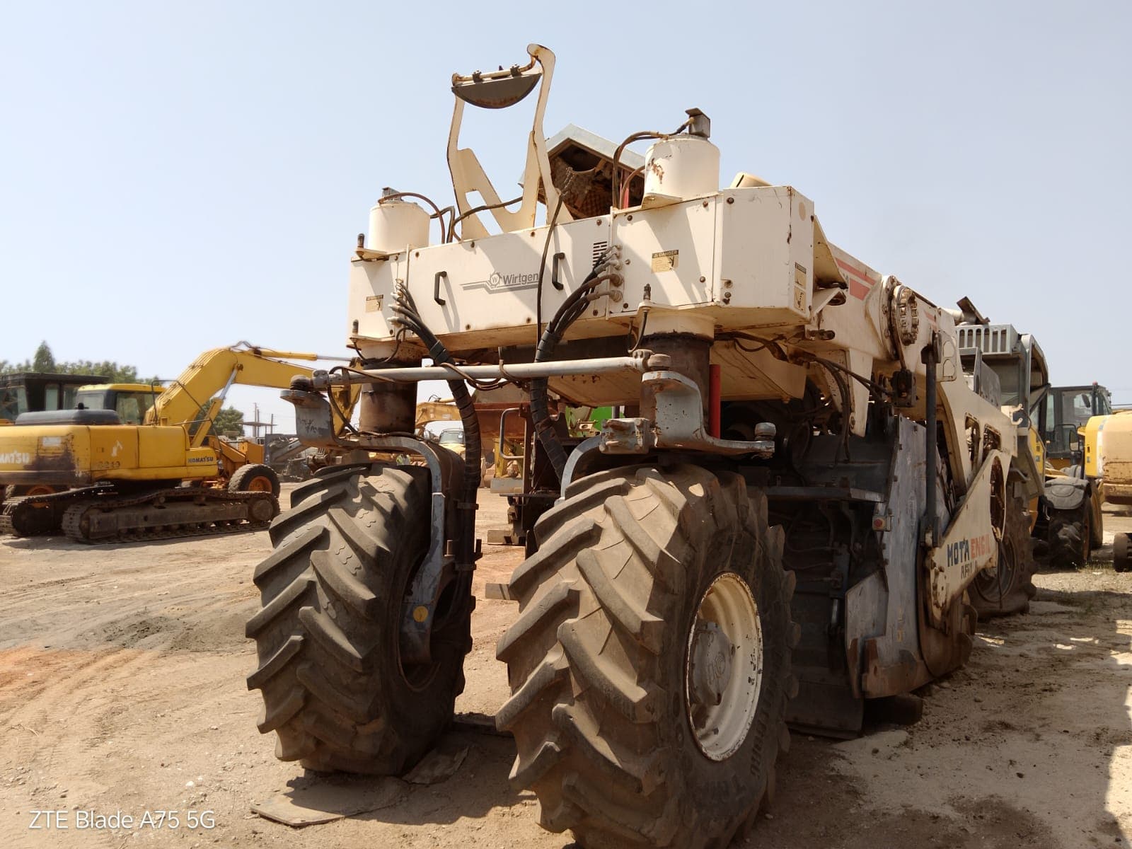 Misturadora/Recicladora  WIRTGEN  WM 2000 — imagem 3