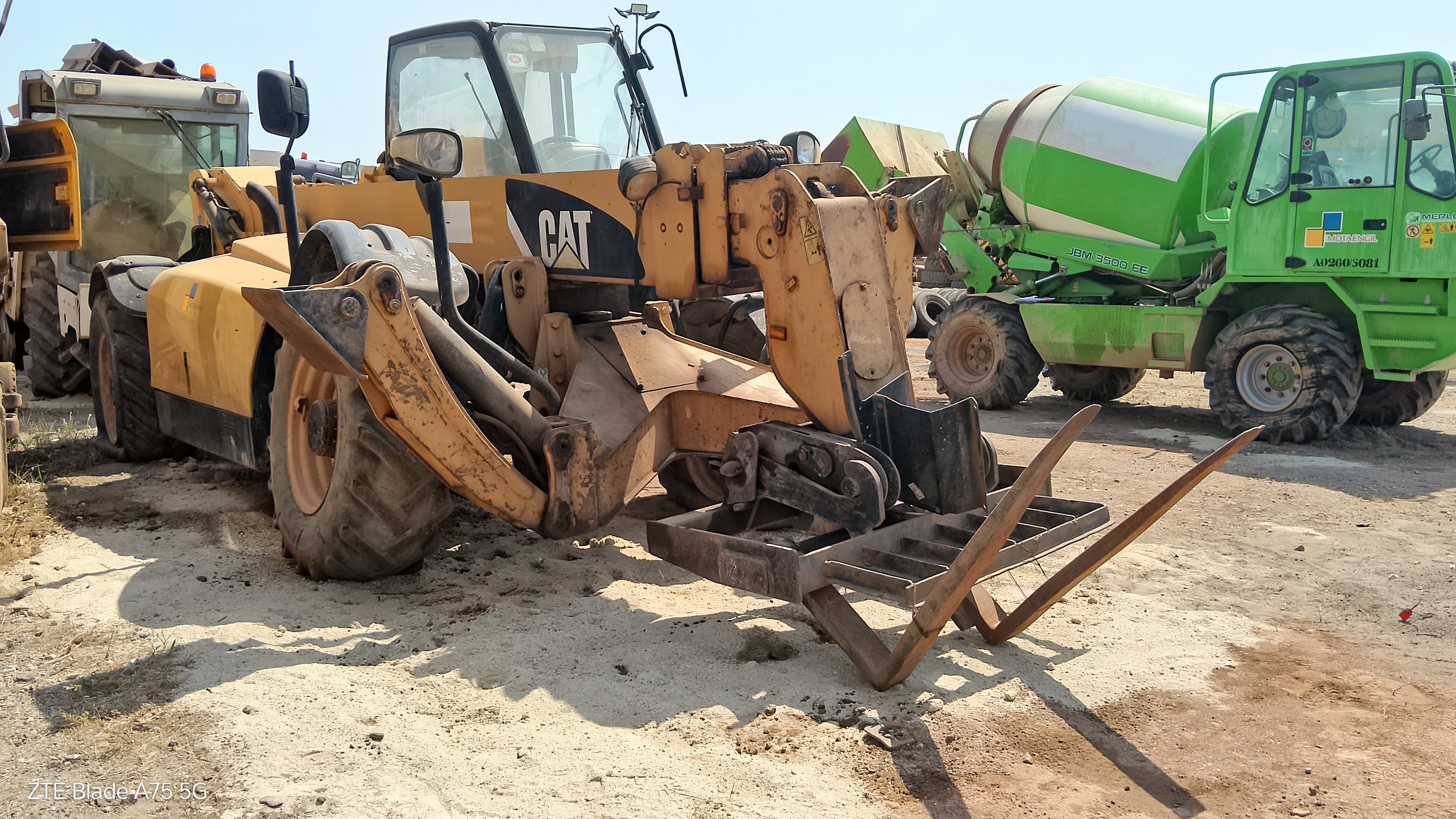 Multicarregador  CATERPILLAR  TH 360 B — imagem 4