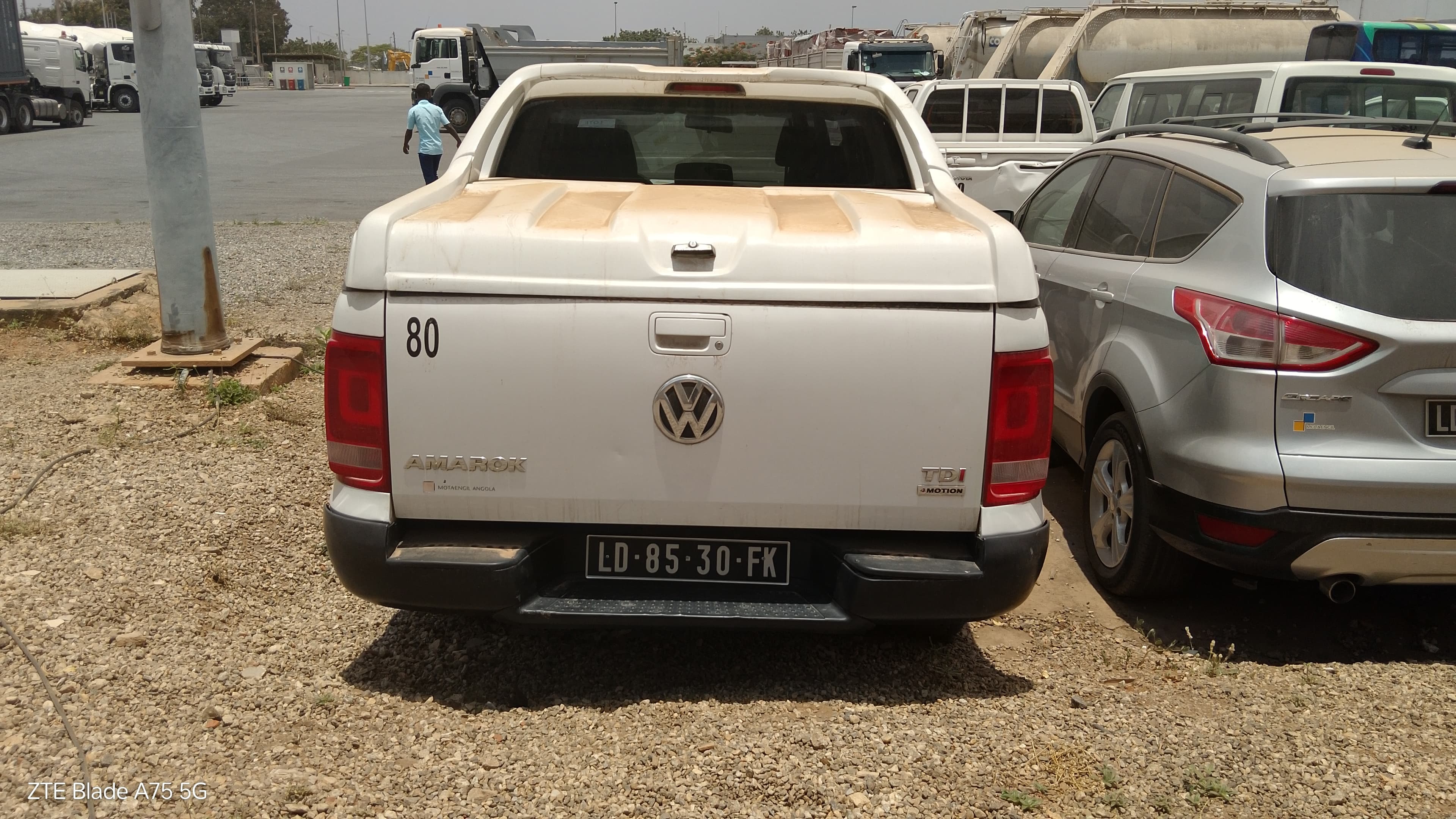 Veículo ligeiro de passageiros VOLKSWAGEN  AMAROK  2.0 TDI TRENDLINE — imagem 3