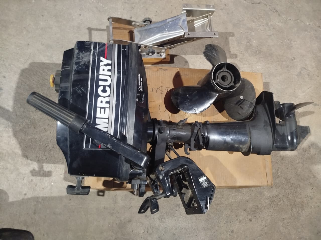 1 - Motor de barco marca Mercury — imagem 4