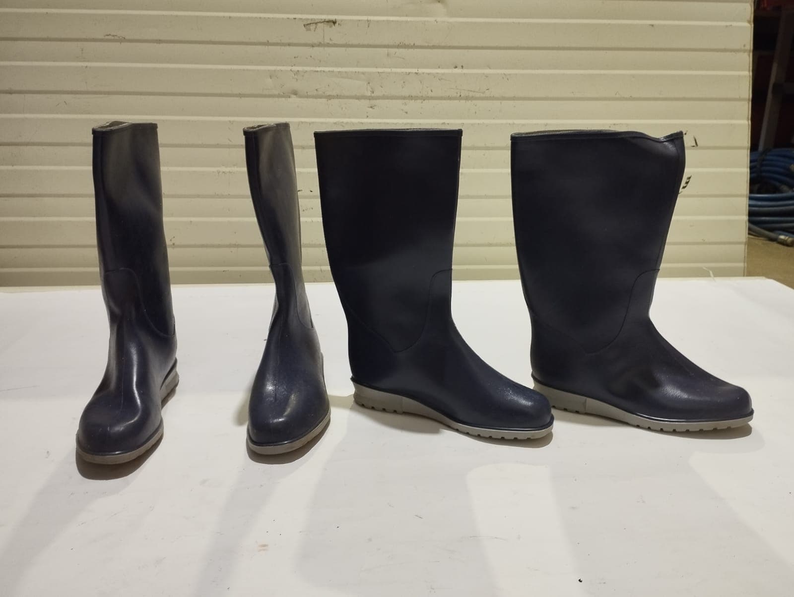 30 - Bota de borracha PVC cinza 38