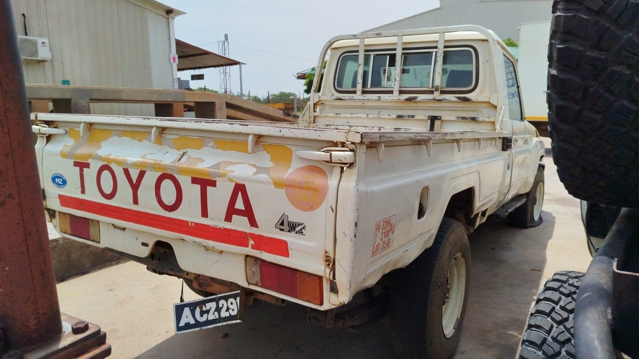 Toyota Land Cruiser 3,18m - 2013 — imagem 6