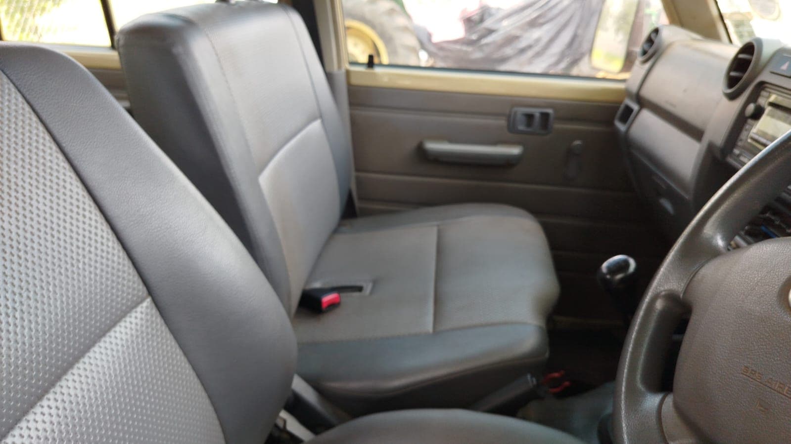Toyota Land Cruiser 3,18m - 2013 — imagem 16