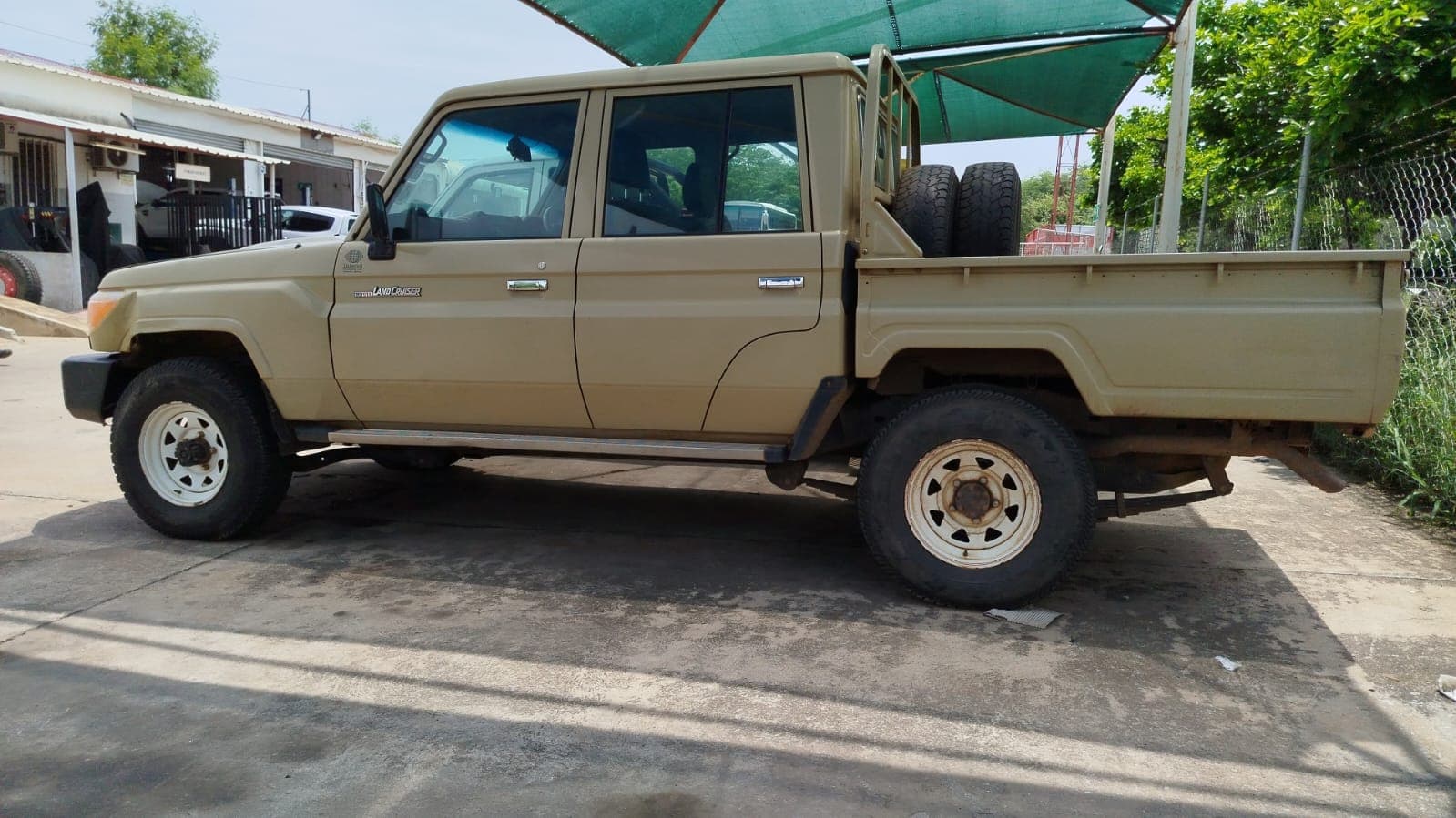 Toyota Land Cruiser 3,18m - 2013 — imagem 8