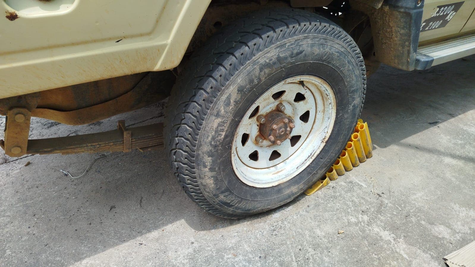 Toyota Land Cruiser 3,18m - 2013 — imagem 7