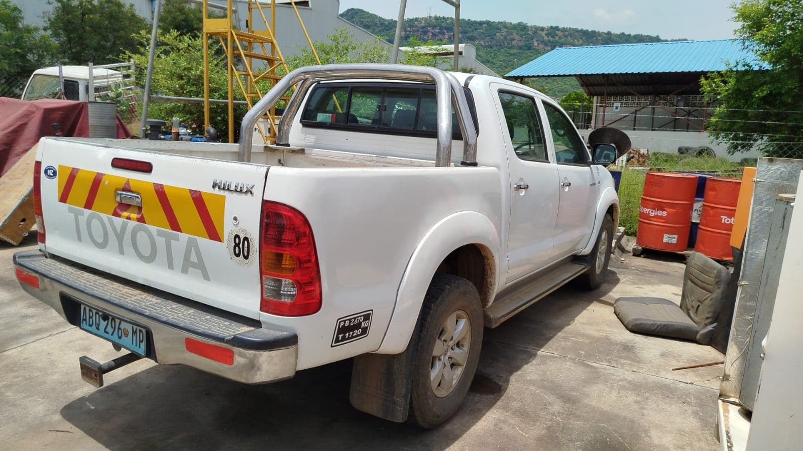 Toyota Hilux 3.0 3,18m - 2011 — imagen 3