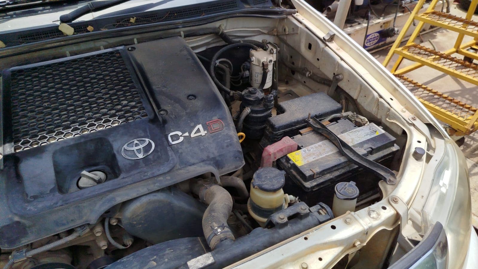 Toyota Hilux 3.0 3,18m - 2011 — imagen 22