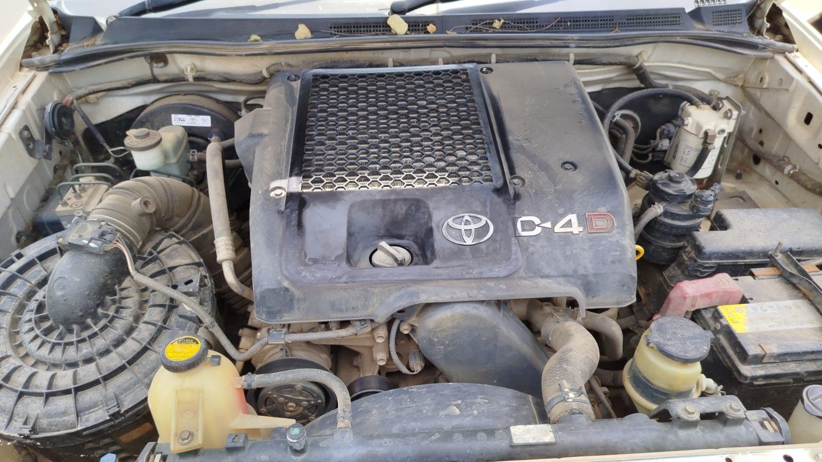 Toyota Hilux 3.0 3,18m - 2011 — imagen 21