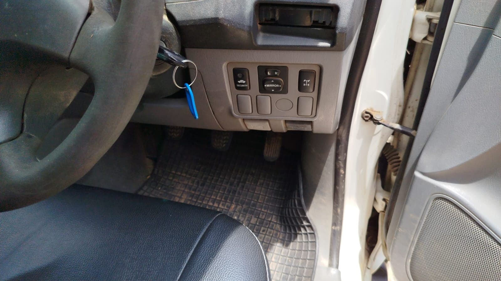 Toyota Hilux 3.0 D4D 3,085m - 2011 — image 18