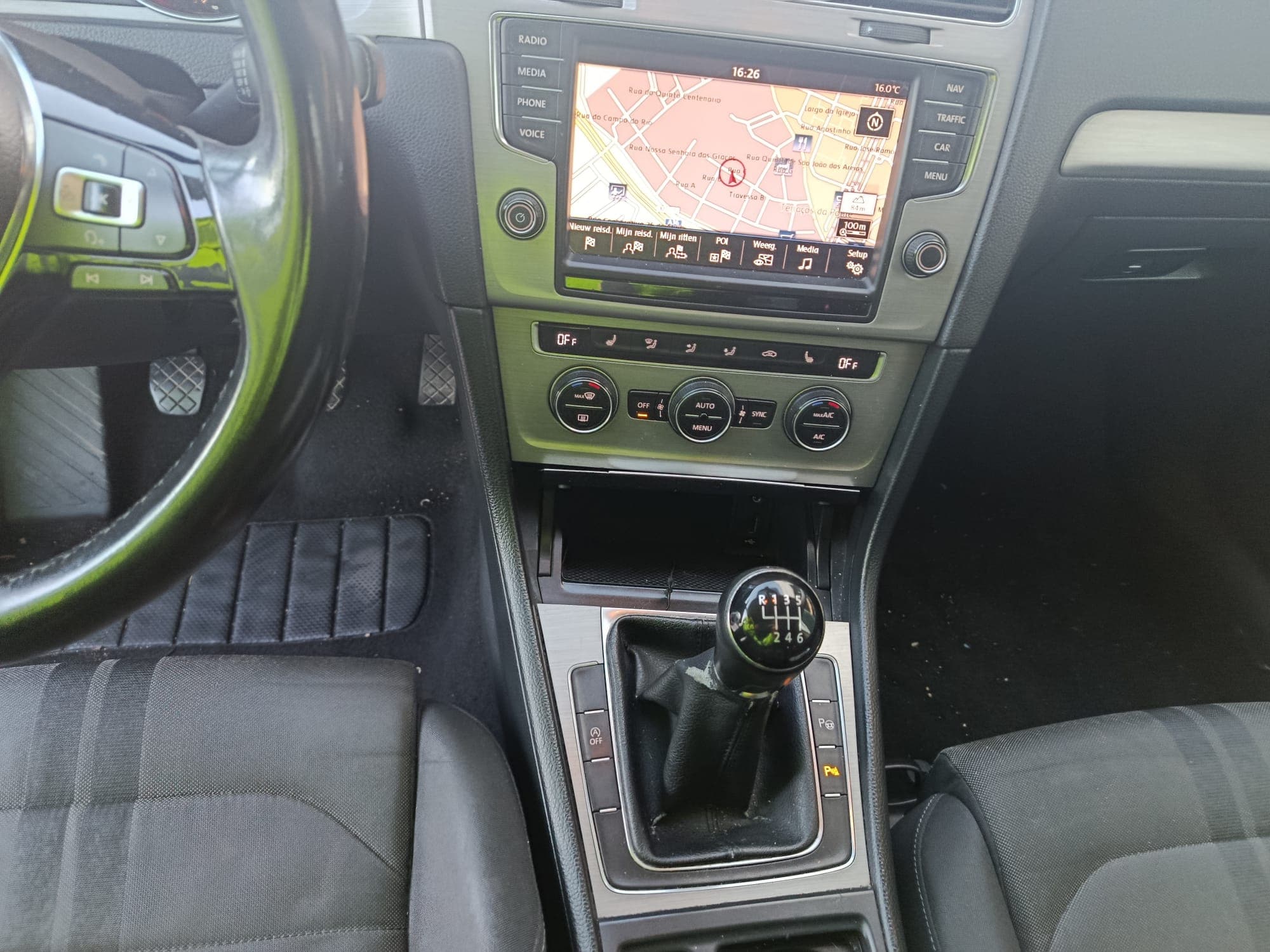 Volkswagen Golf · Ano 2014 — imagen 13