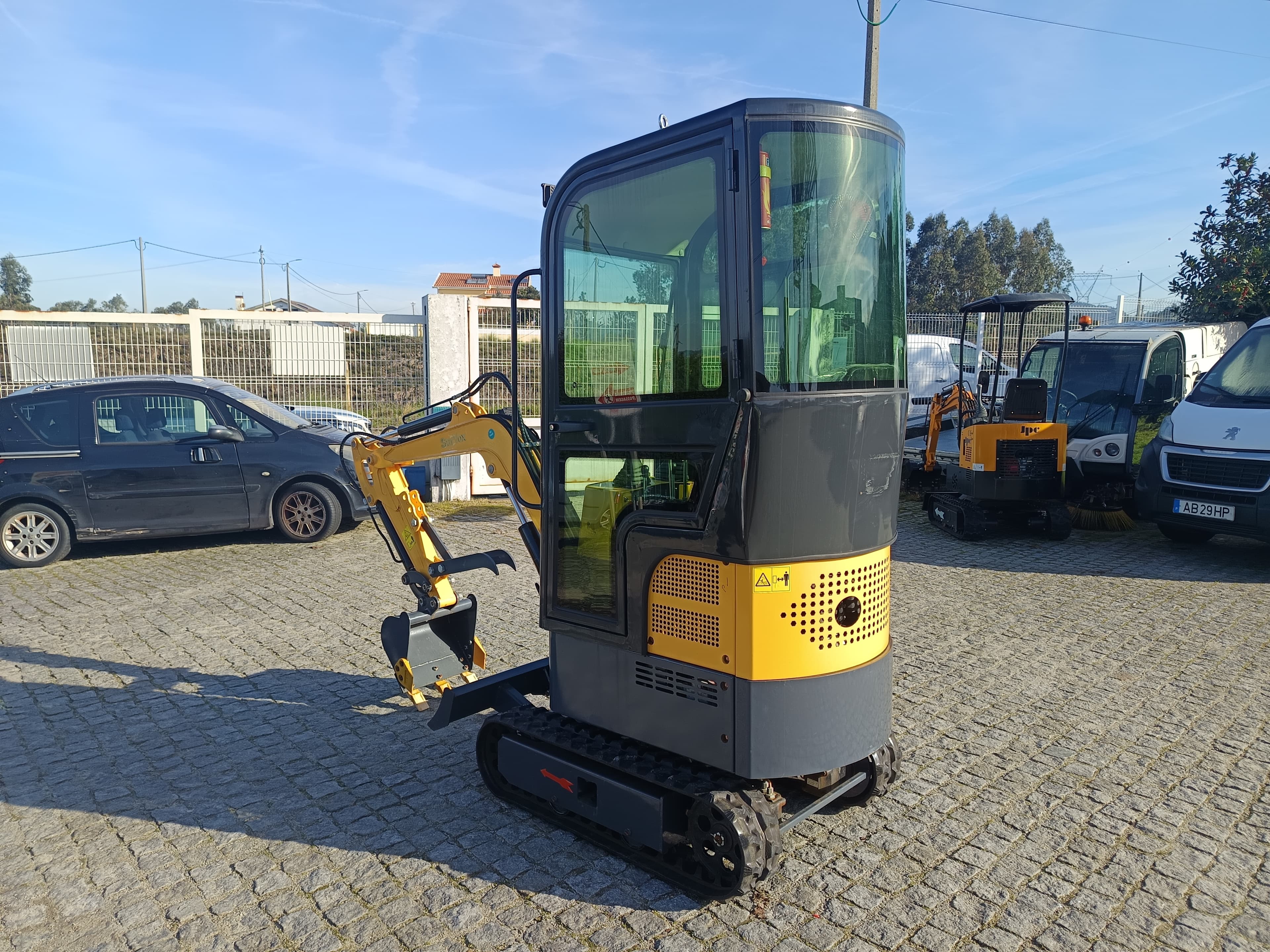 Mini Giratória Starvox · Ano 2025 — imagem 4